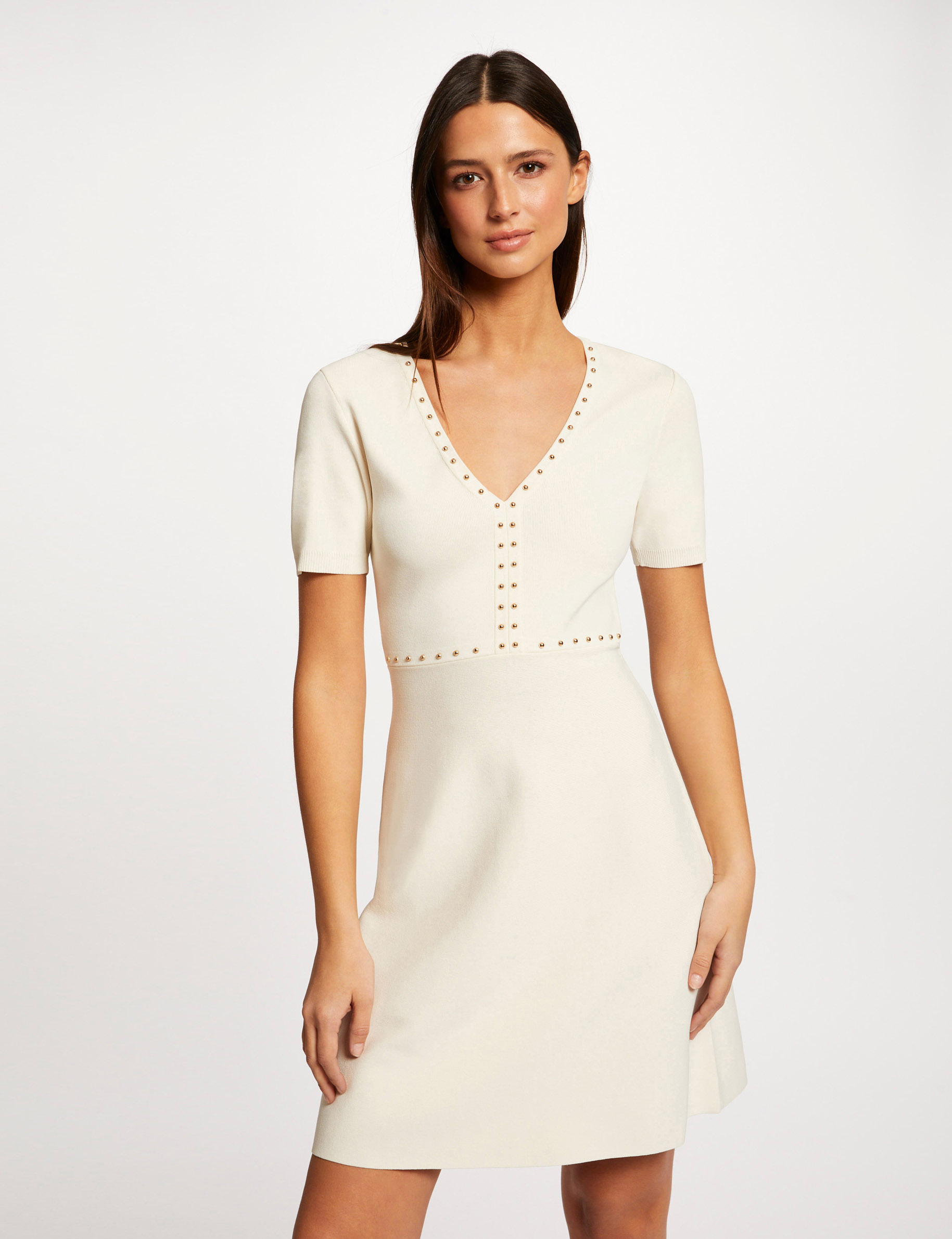 Image of Robe pull ajustée à clous ecru moyen femme