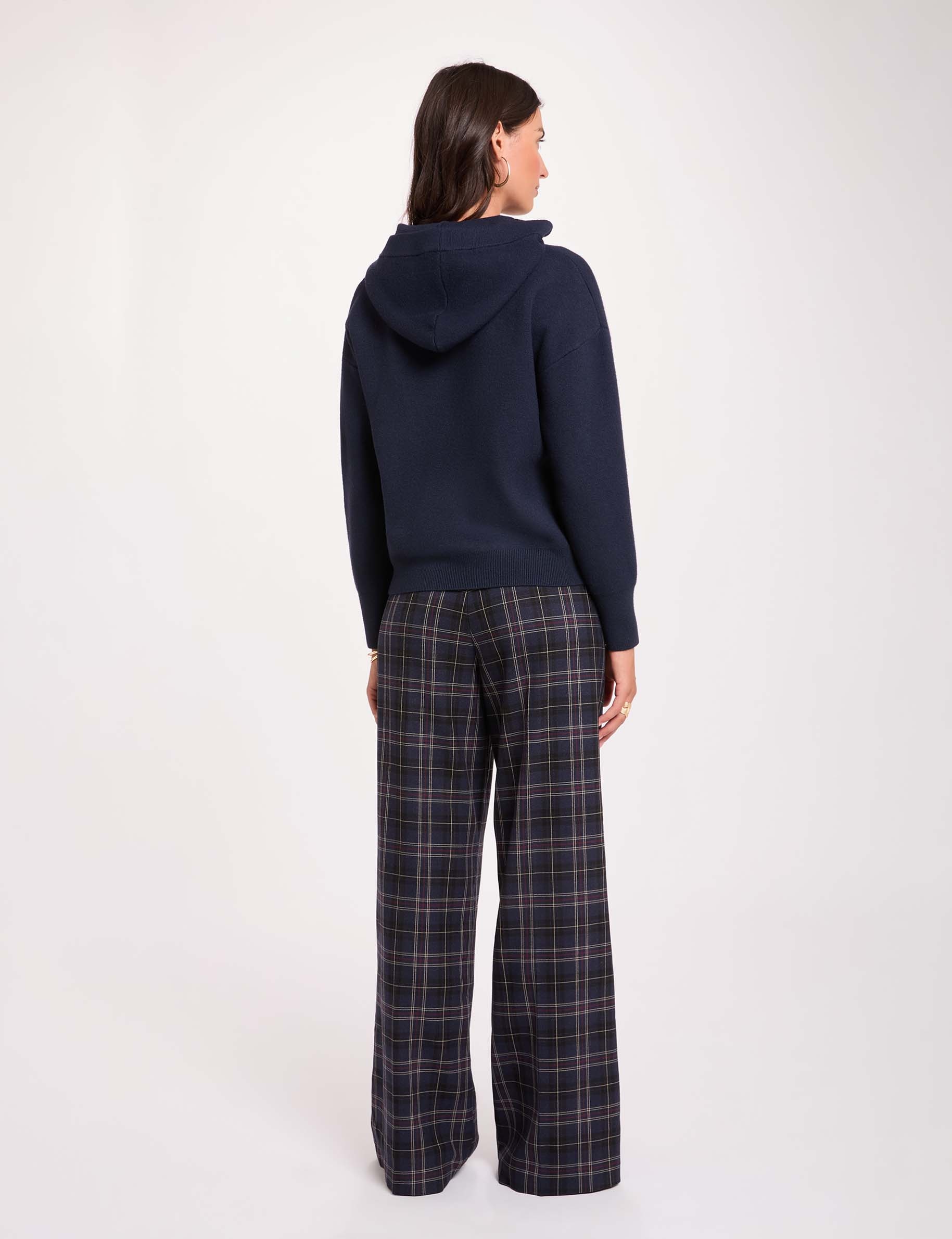 Pull &agrave; capuche bleu marine femme