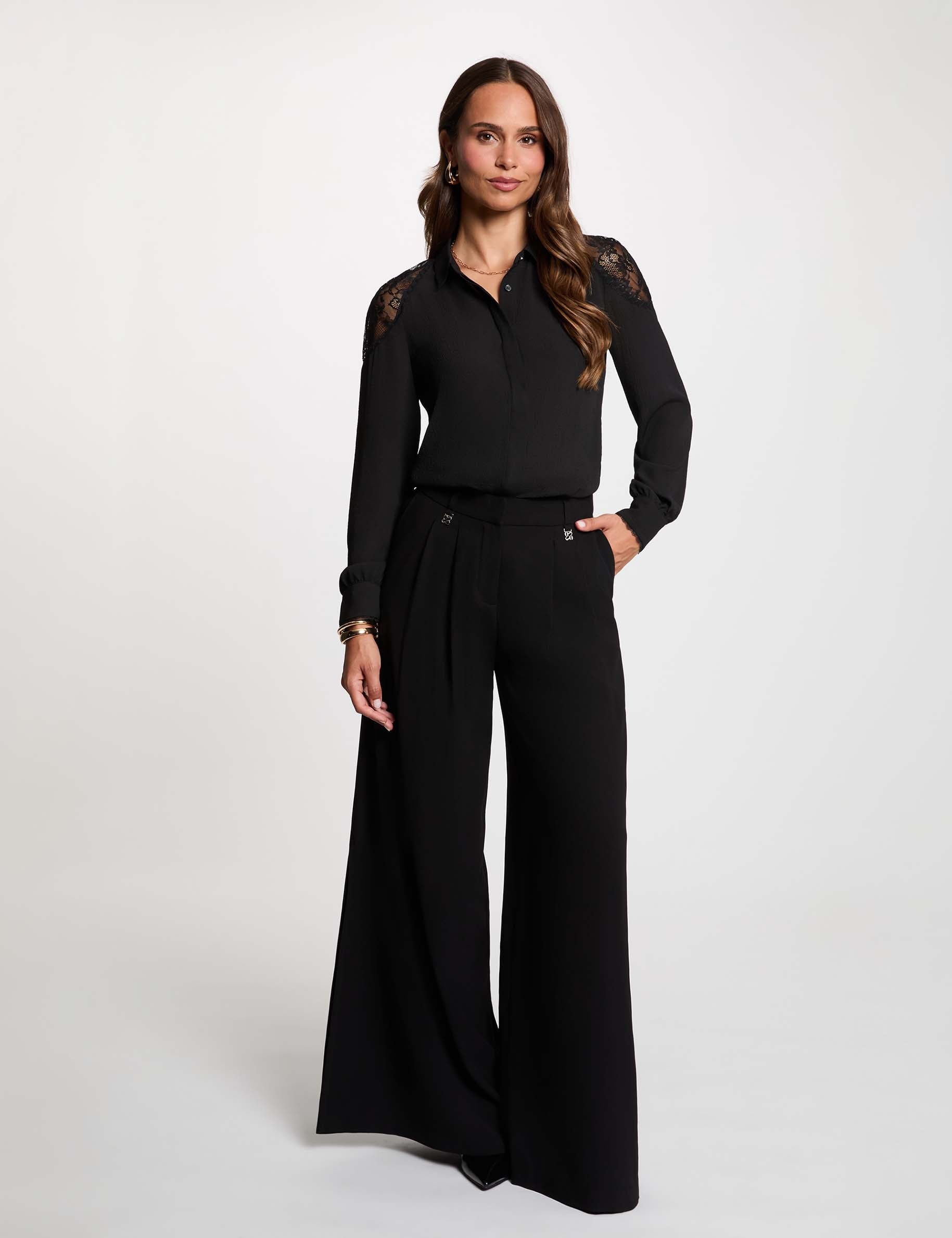 Chemise dentelle manches longues noir femme