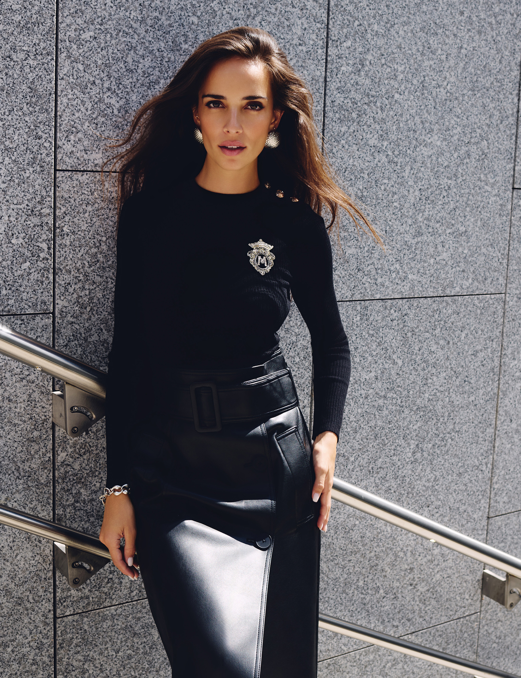 pull col rond cotele noir femme Pull col rond côtelé noir femme