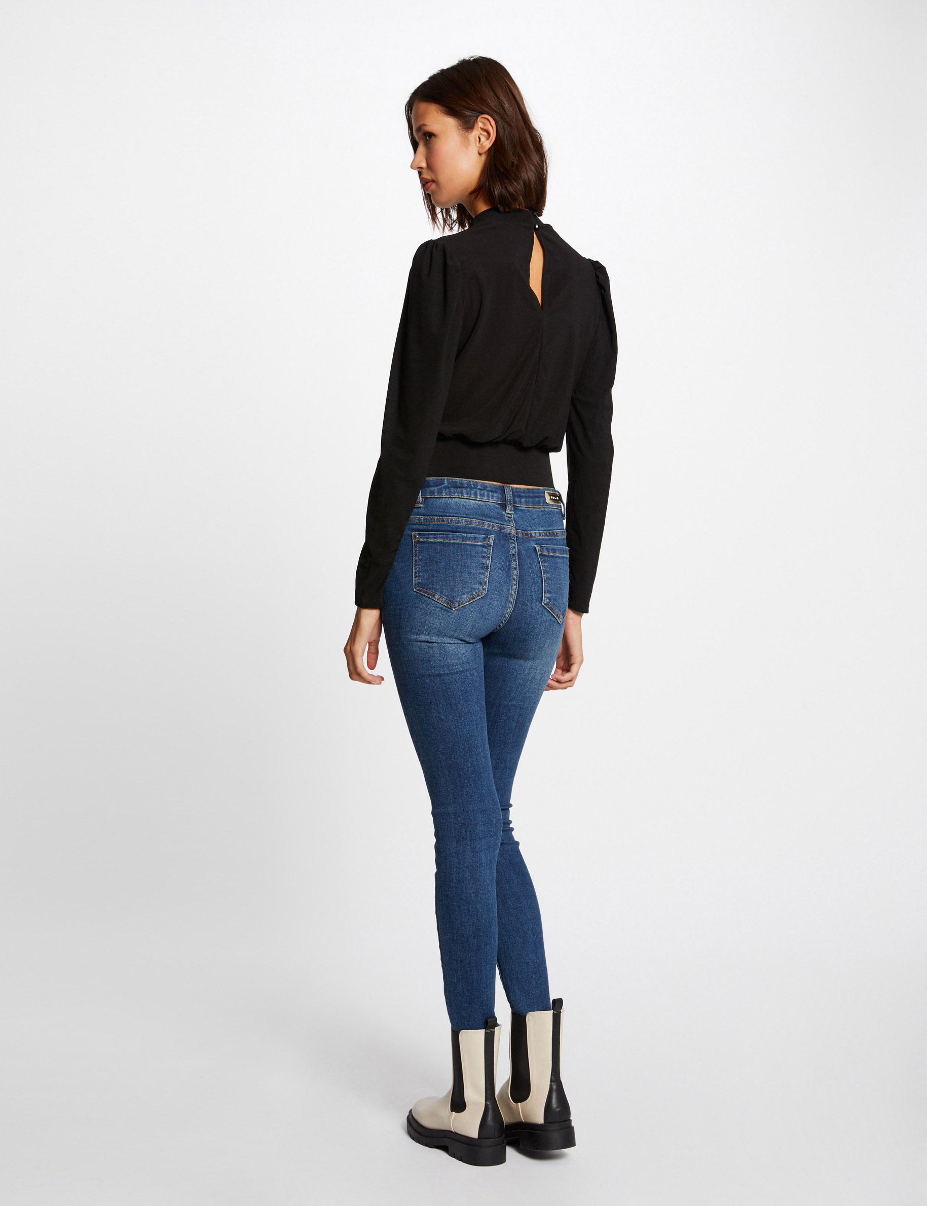 T-shirt manches longues taille smockée noir femme