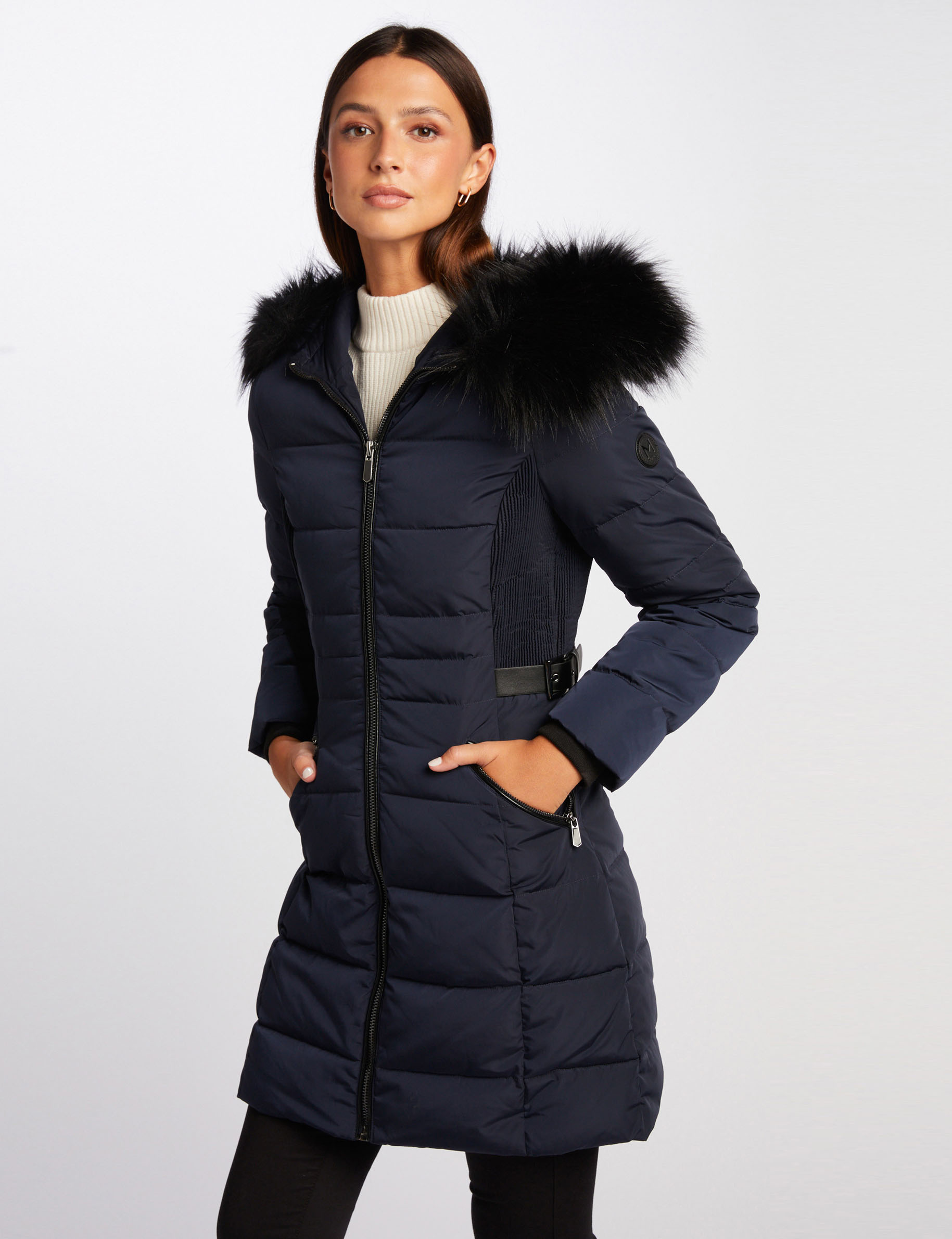 doudoune cintree a capuche marine femme Doudoune cintrée à capuche marine femme