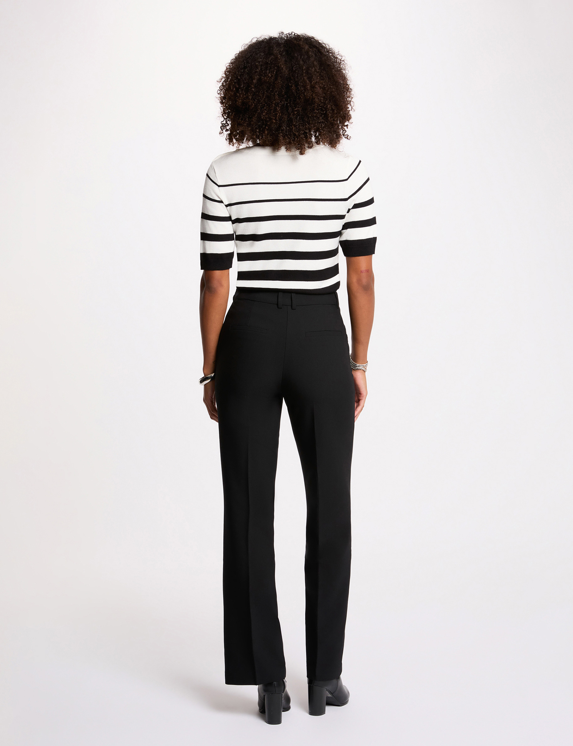 Pull ray&eacute; manches courtes blanc femme