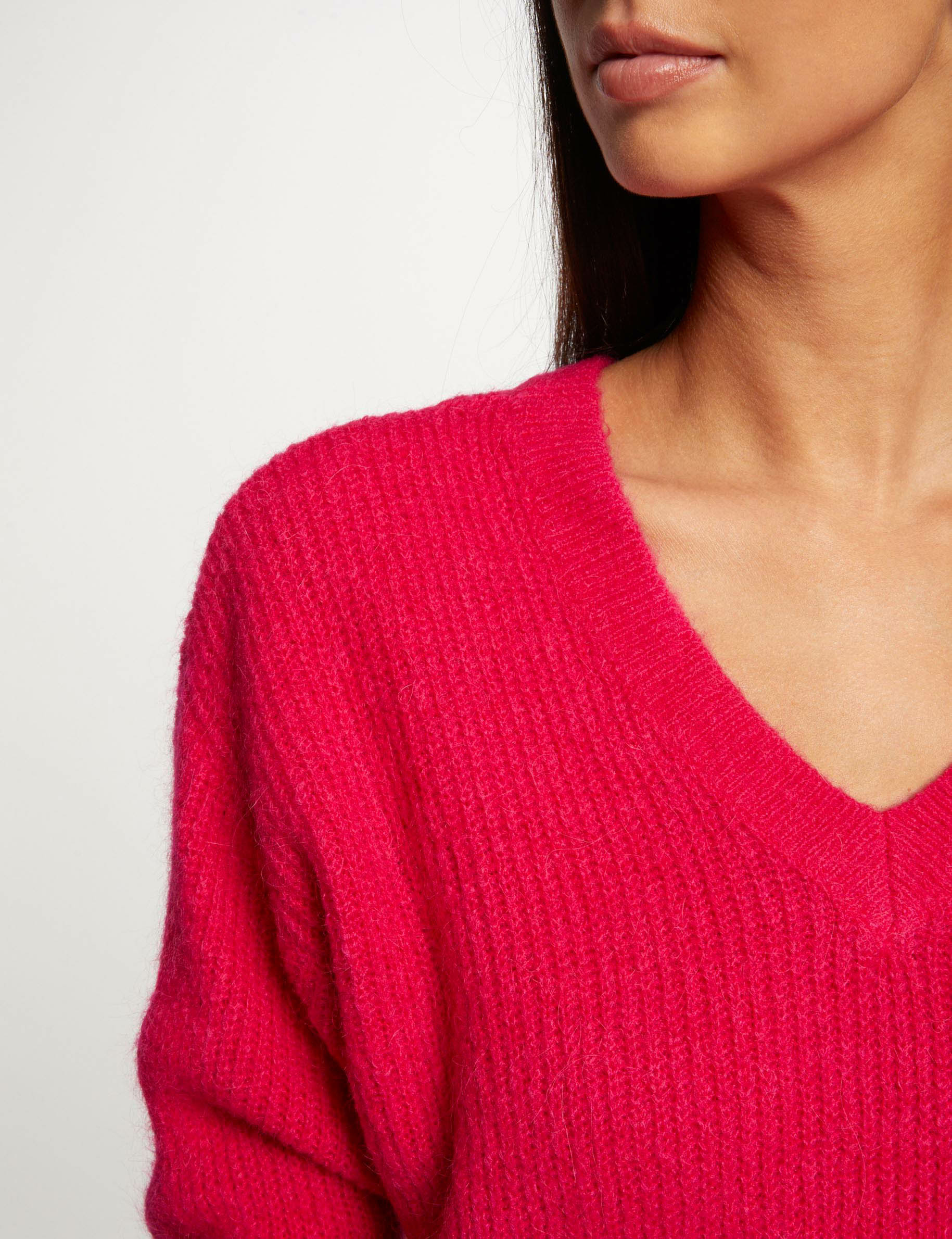 pull manches longues a col en v rose moyen femme Pull manches longues à col en V rose moyen femme