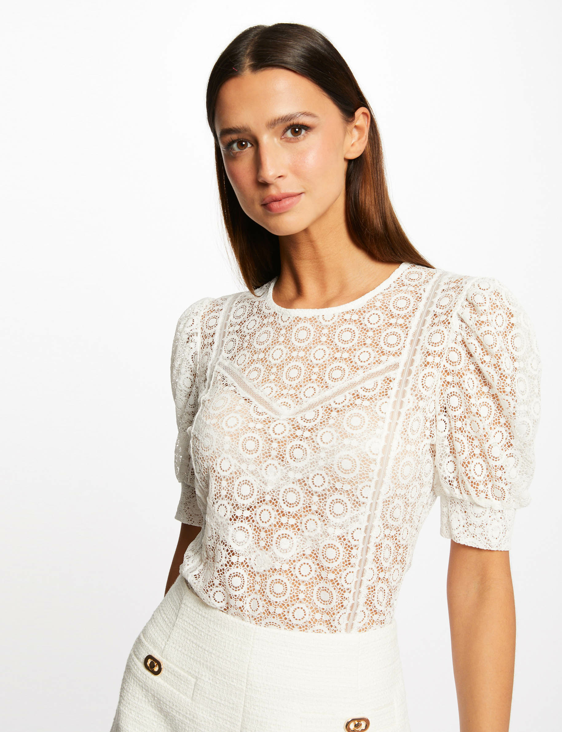 T-shirt manches courtes en dentelle ecru femme T-shirt manches courtes en dentelle ecru femme