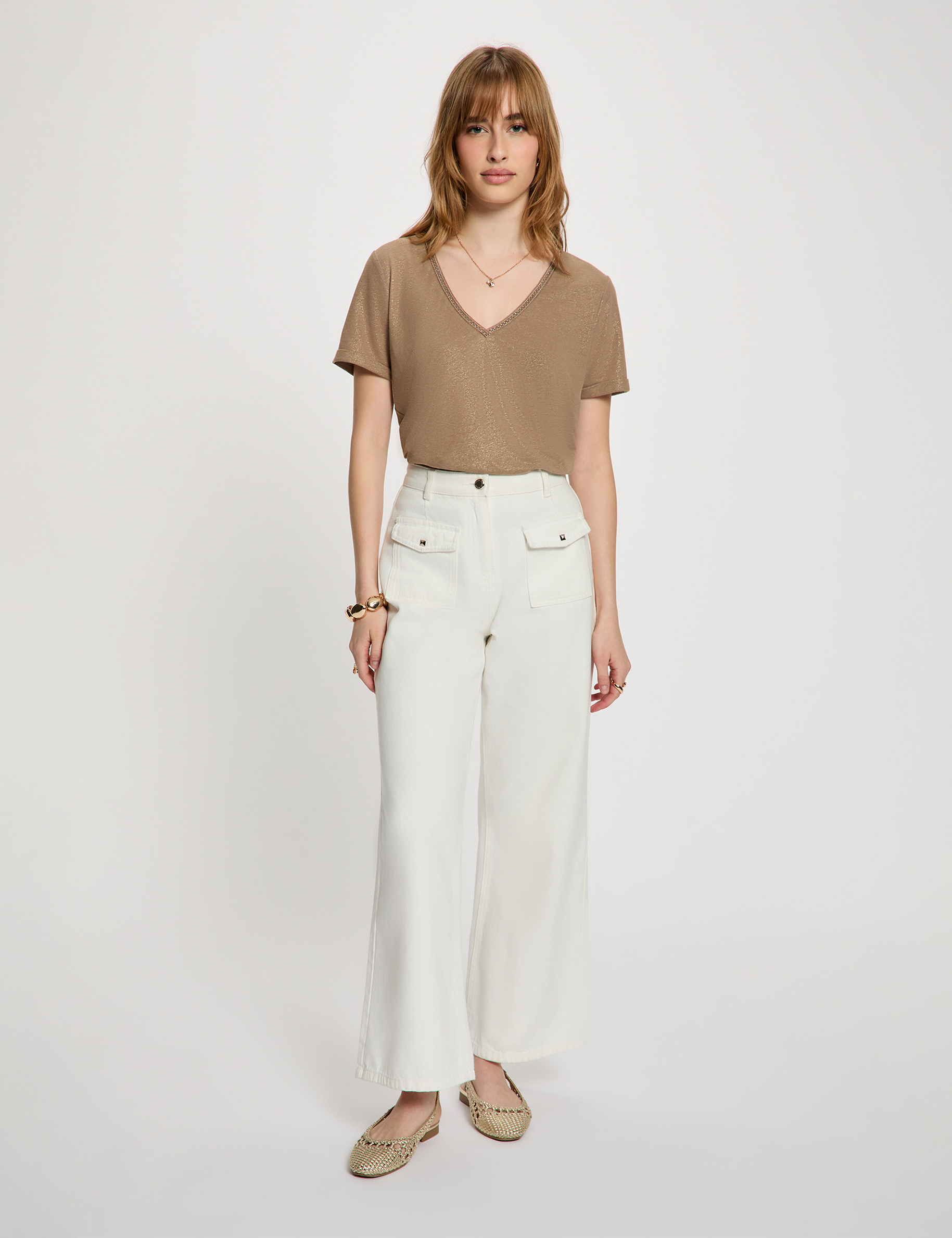 T-shirt col v perl&eacute; taupe femme