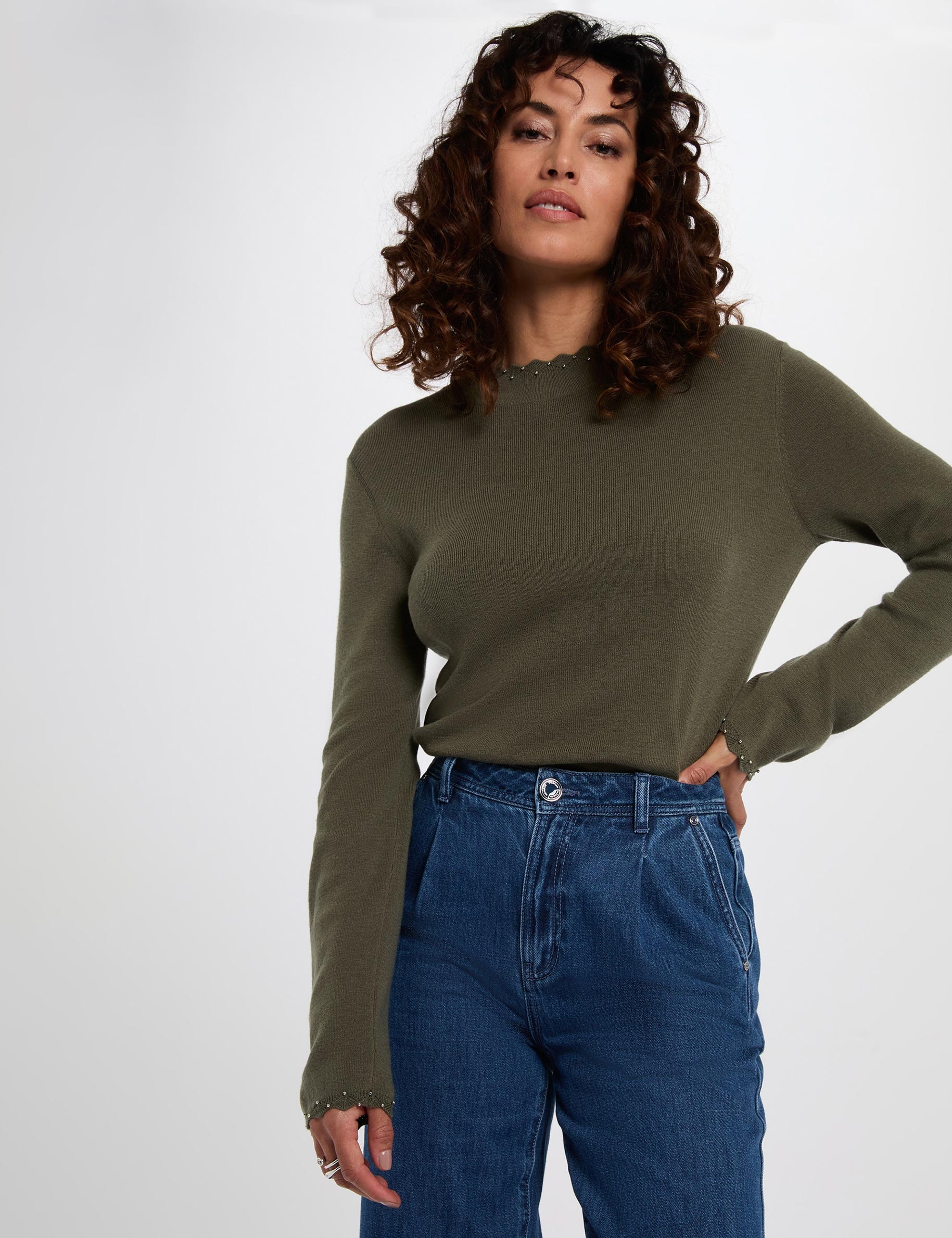 Pull ajusté col rond vert kaki femme