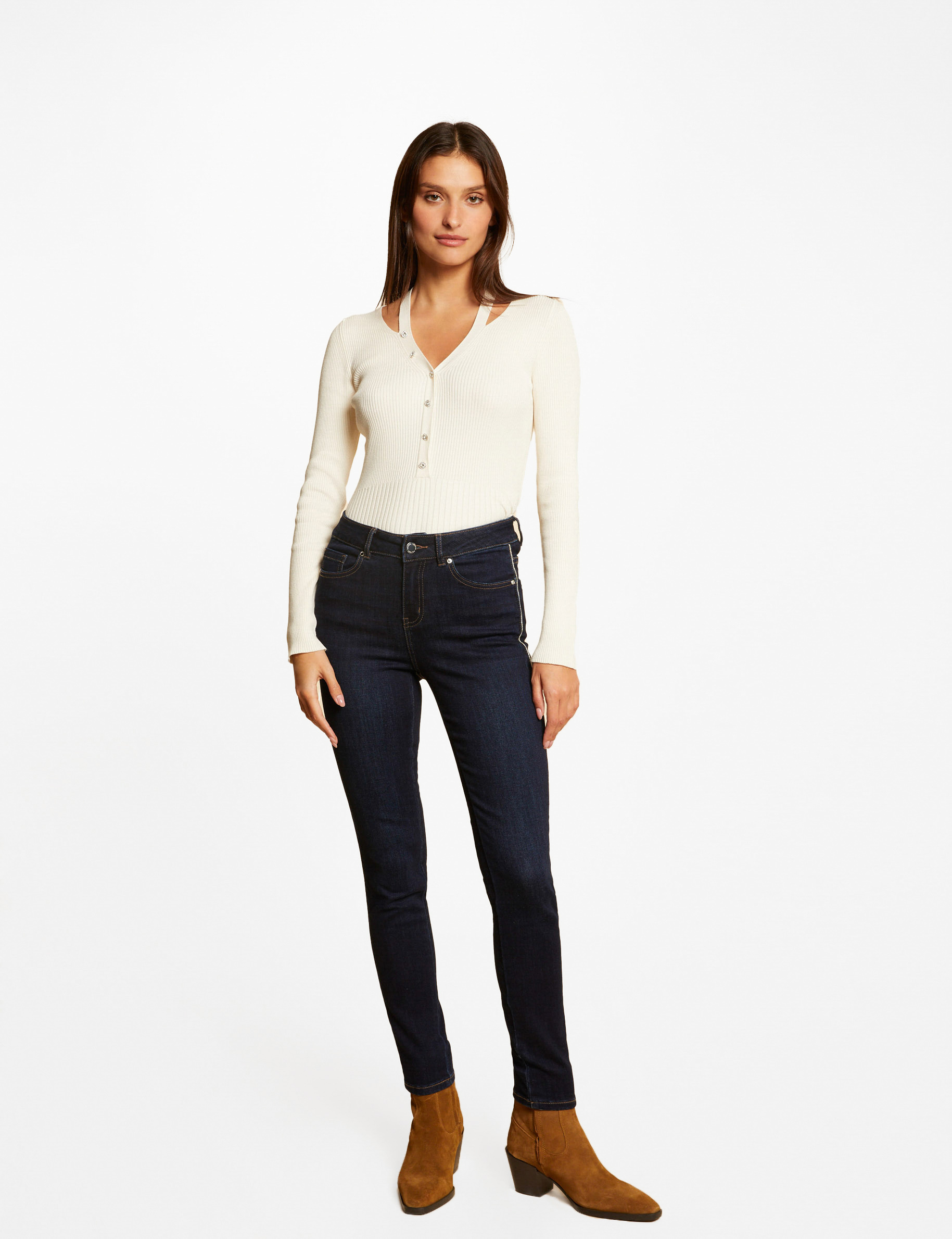 Pull manches longues avec boutons ivoire femme Pull manches longues avec boutons ivoire femme