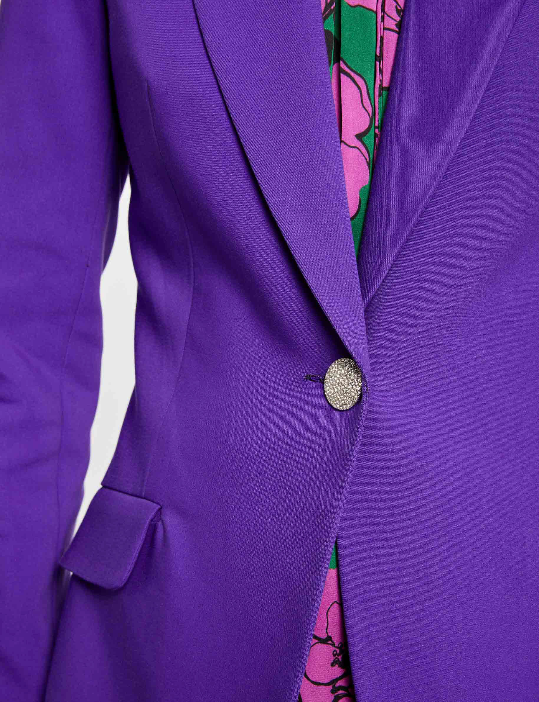 veste tailleur cintree boutonnee violet femme Veste tailleur cintrée boutonnée violet femme