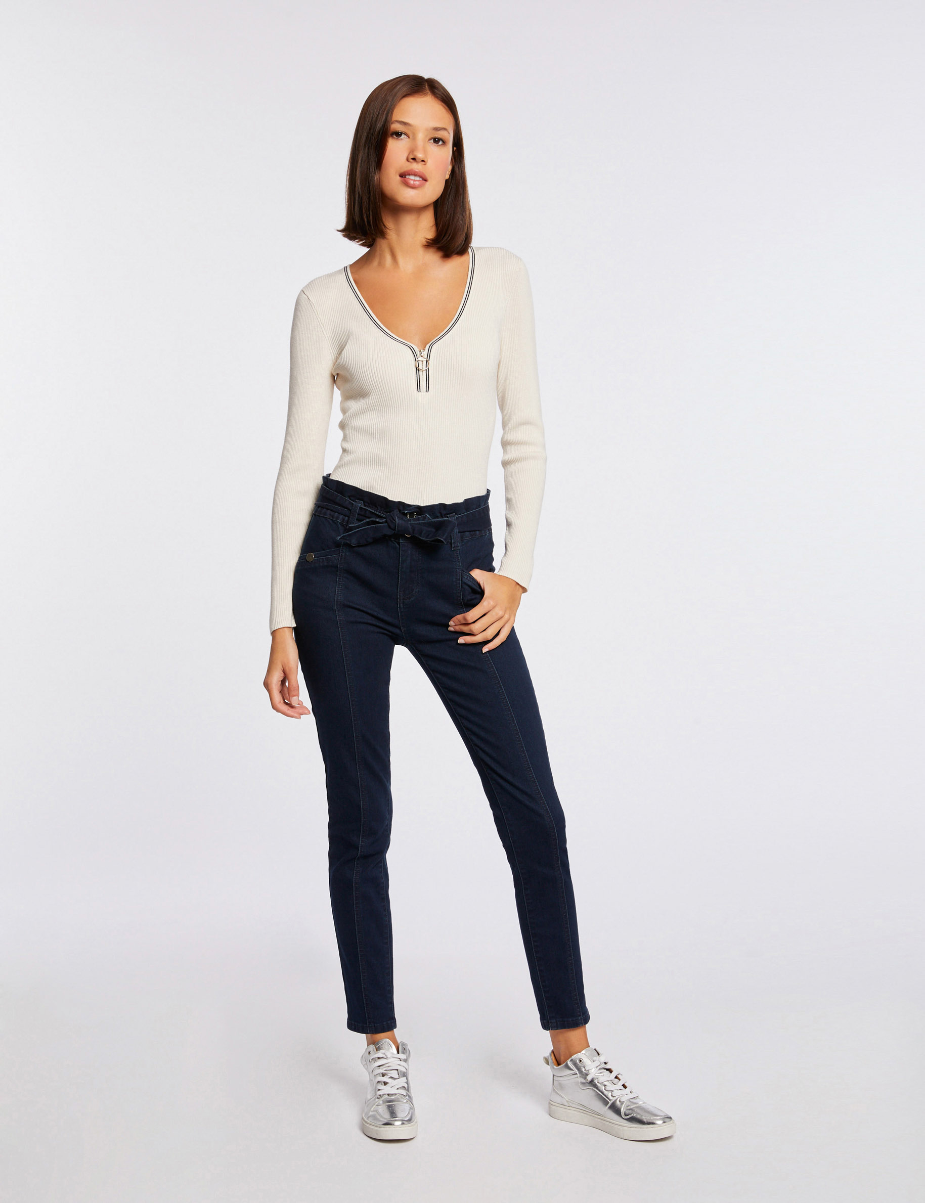 Pull manches longues à col en V ivoire femme Pull manches longues à col en V ivoire femme