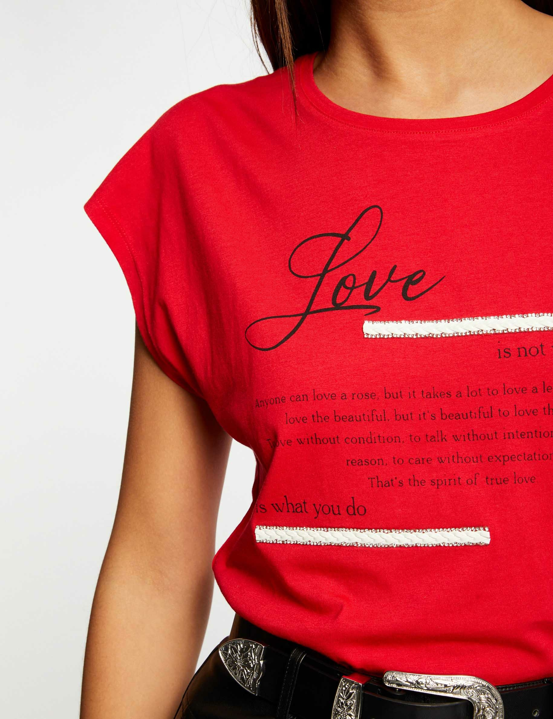 T-shirt manches courtes rouge femme T-shirt manches courtes rouge femme