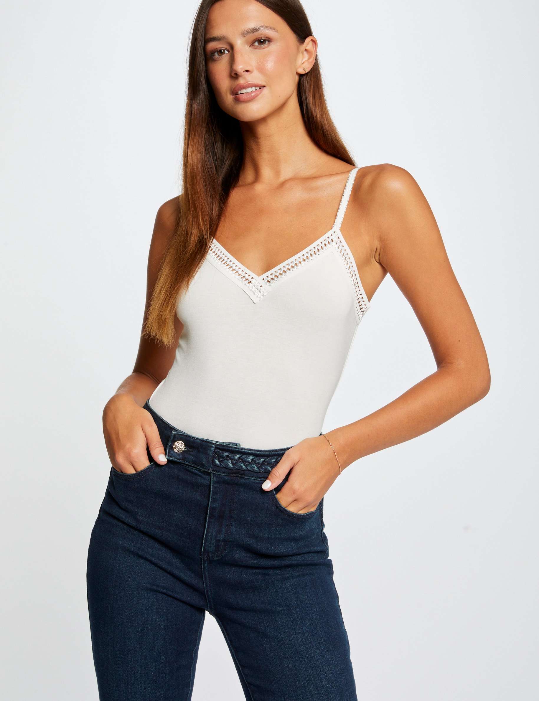 debardeur bretelles fines bande dentelle ivoire femme Débardeur bretelles fines bande dentelle ivoire femme