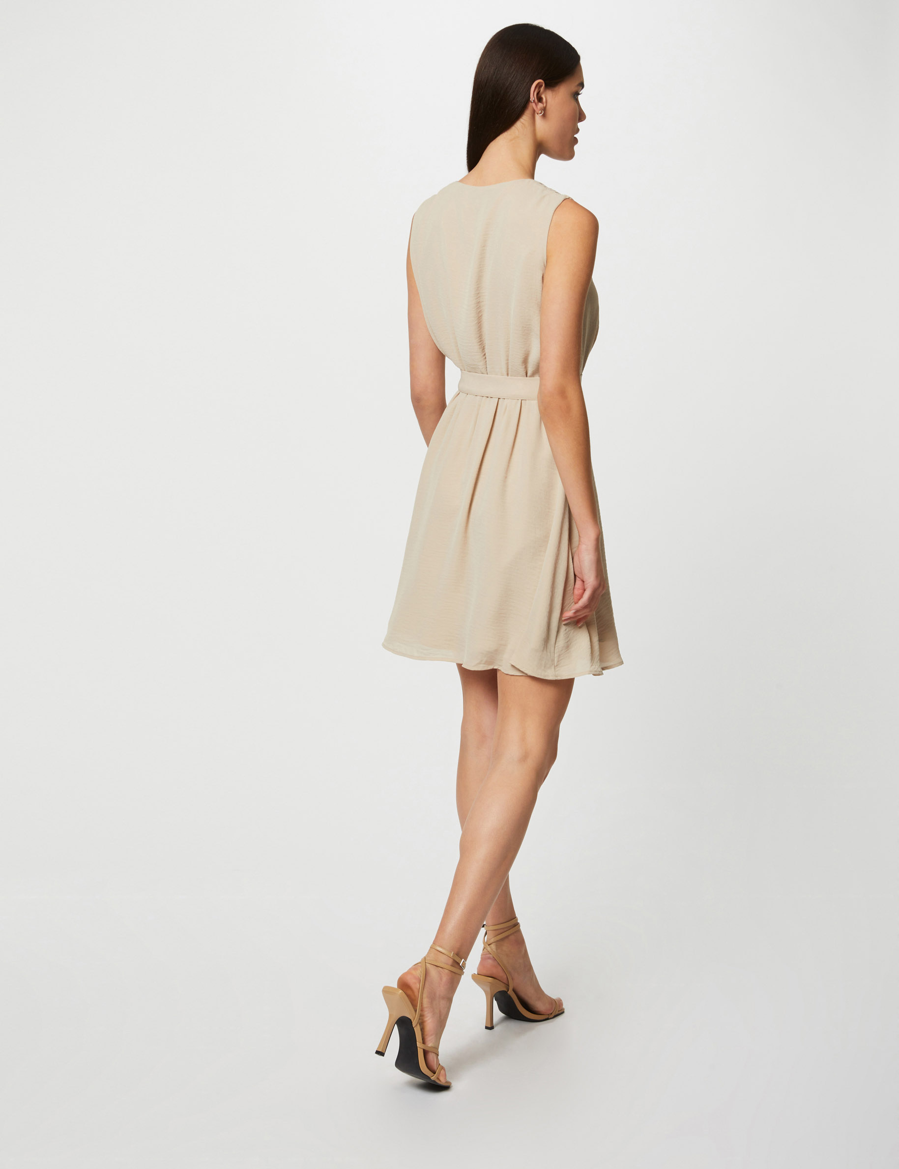Robe portefeuille sans manches caramel femme