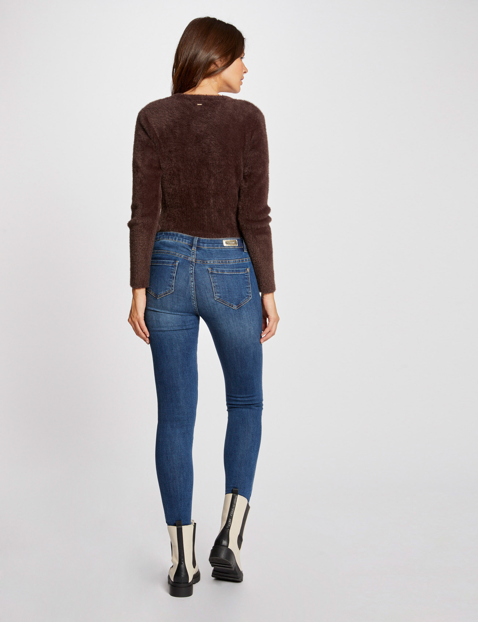 Pull manches longues à col en V marron fonce femme