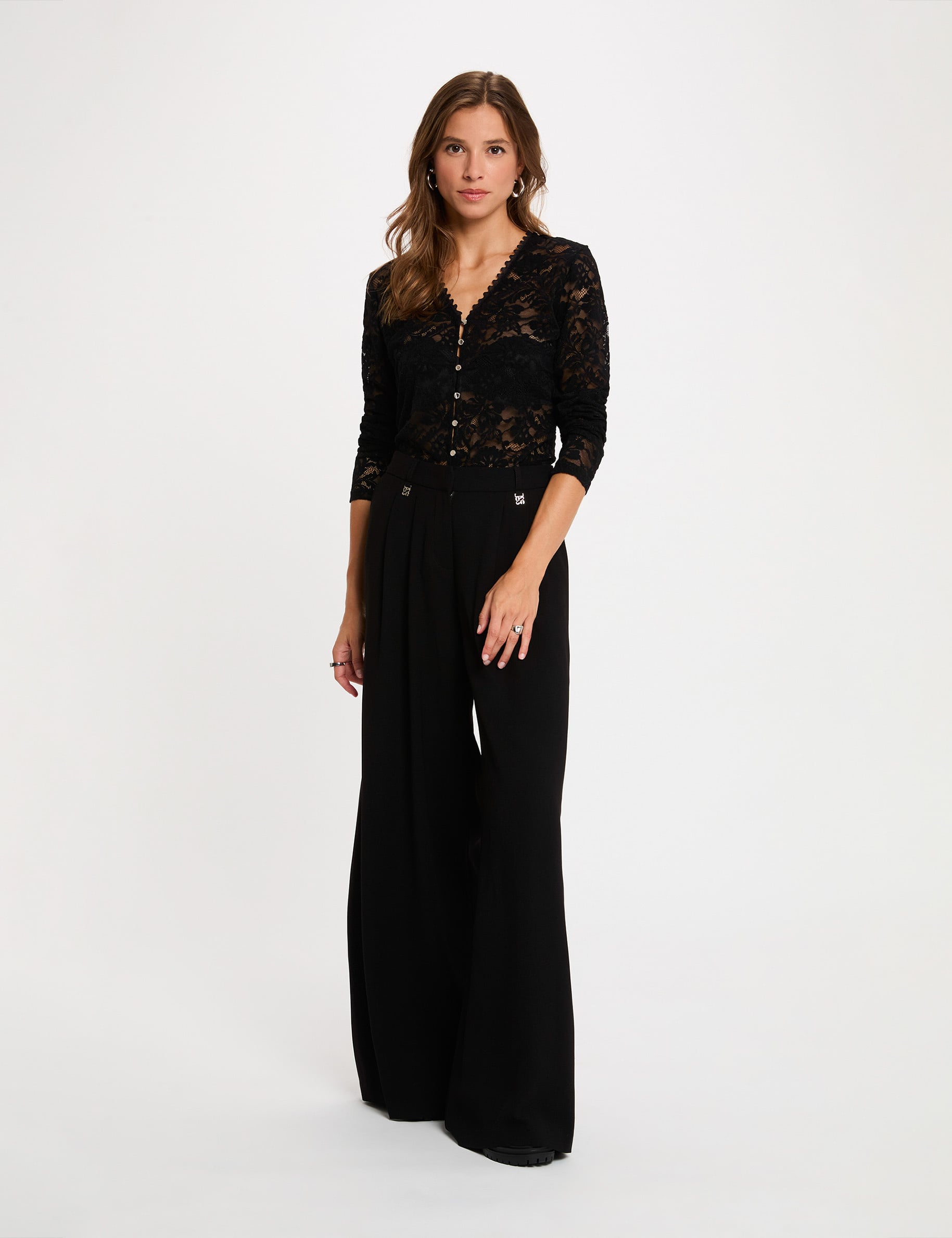 Chemise en dentelle col v noir femme