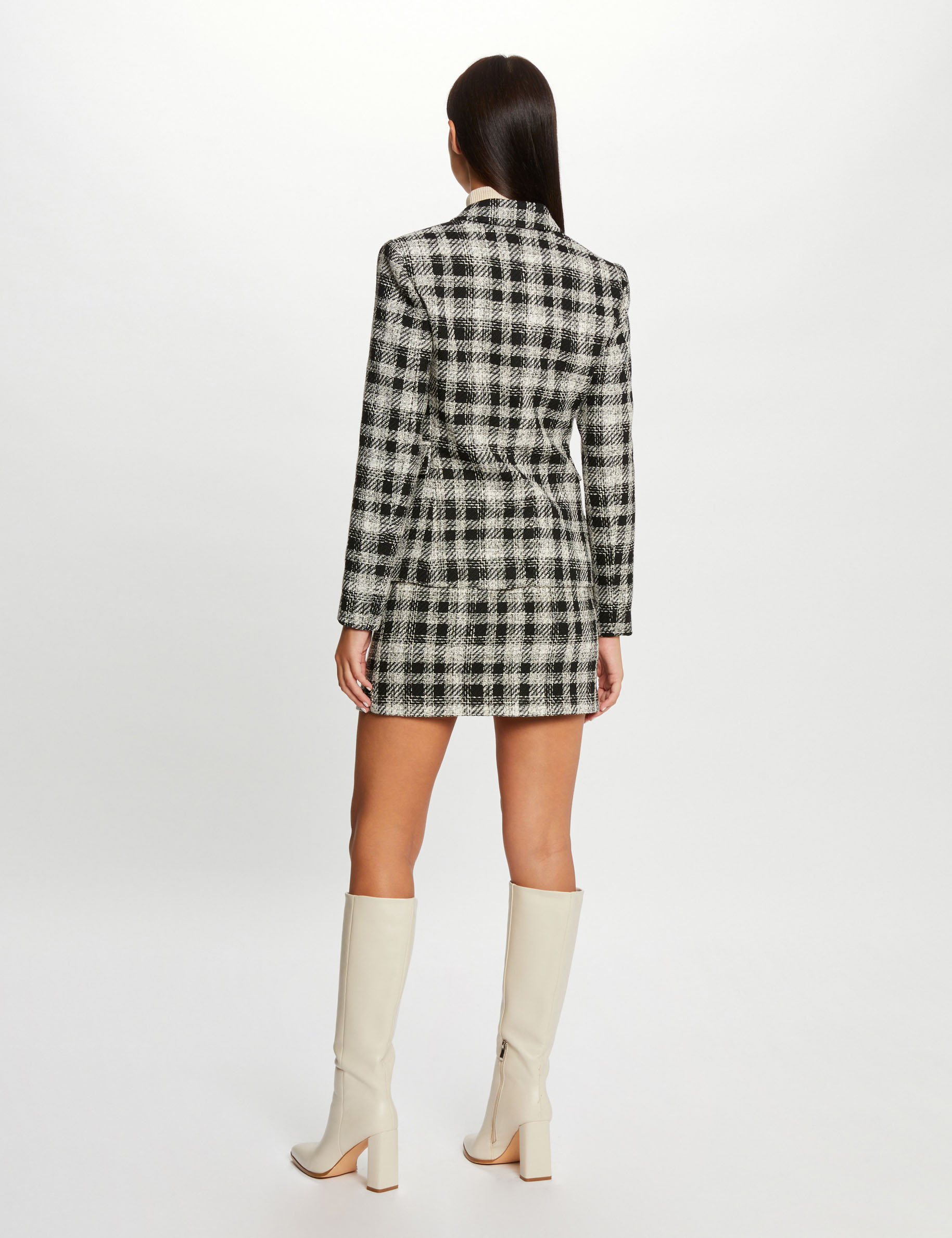 veste cintree boutonnee a carreaux noir femme Veste cintrée boutonnée à carreaux noir femme