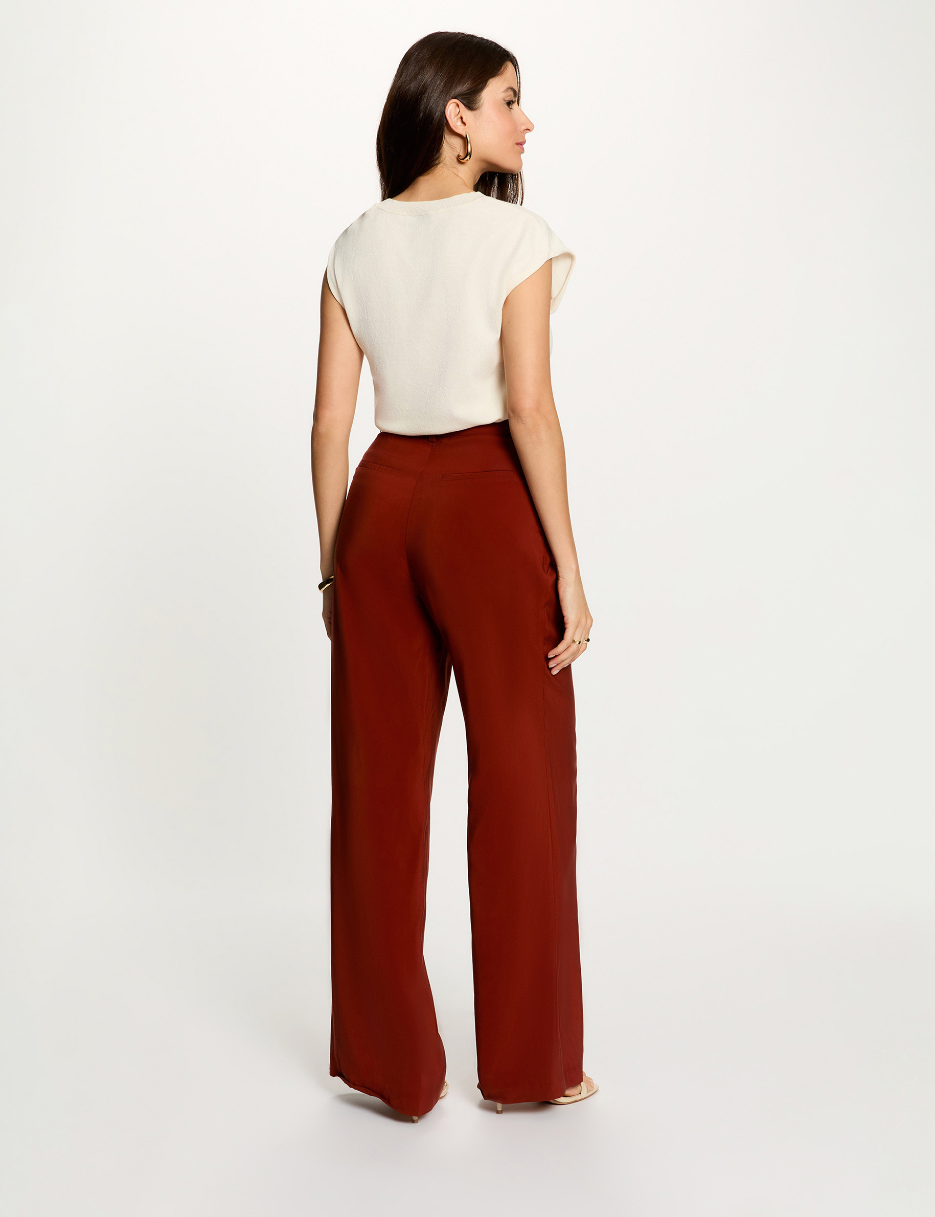 Top asym&eacute;trique sans manches ivoire femme