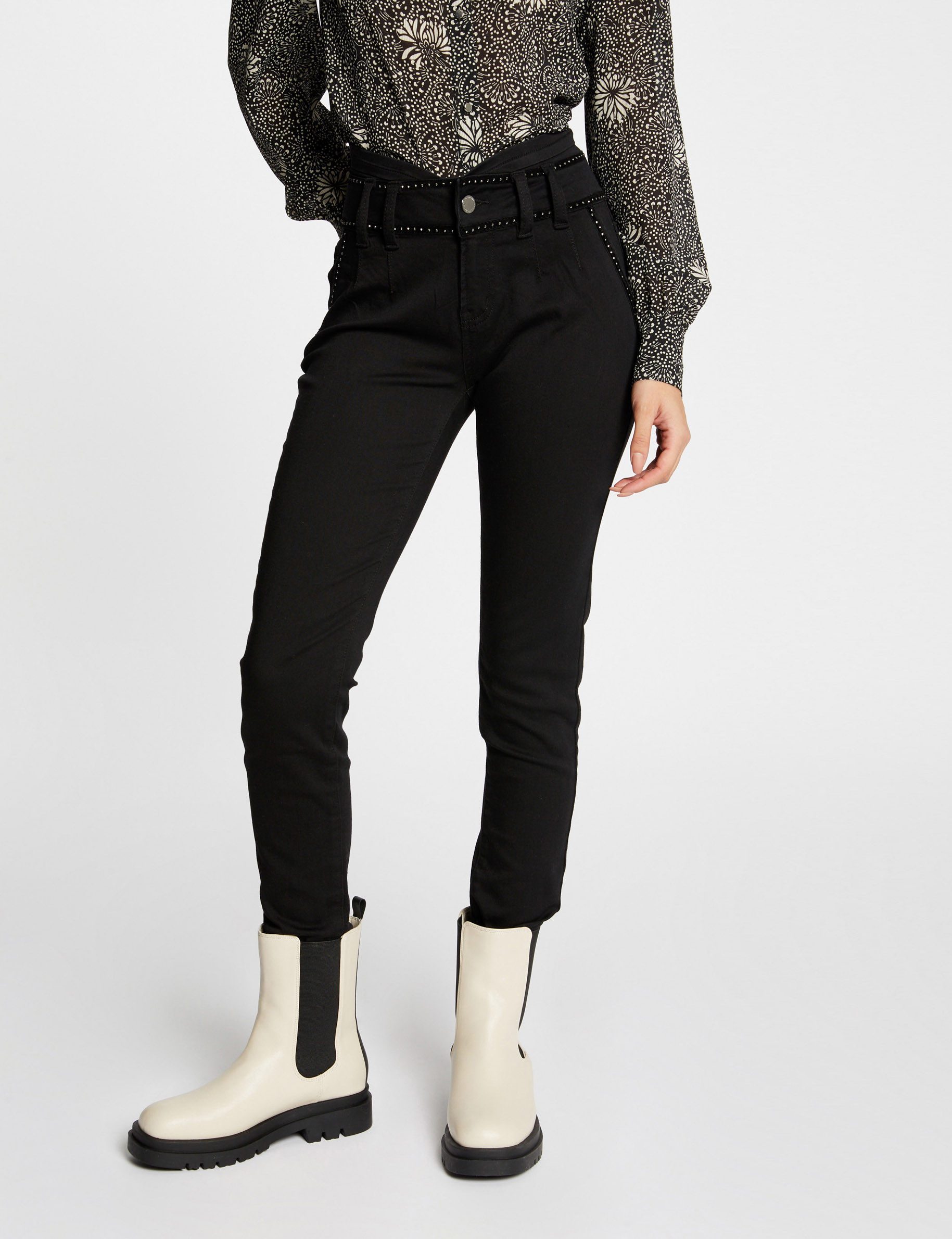 Jeans slim avec détails cloutés noir femme Jeans slim avec détails cloutés noir femme