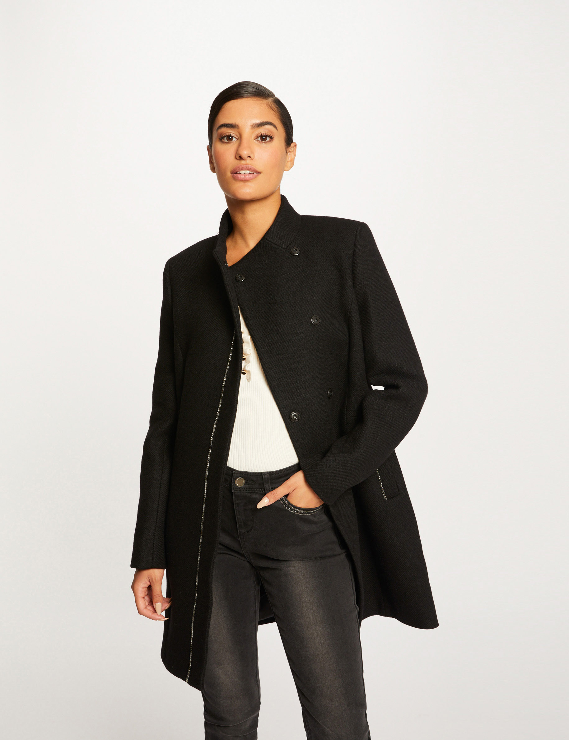 Manteau droit boutonné noir femme