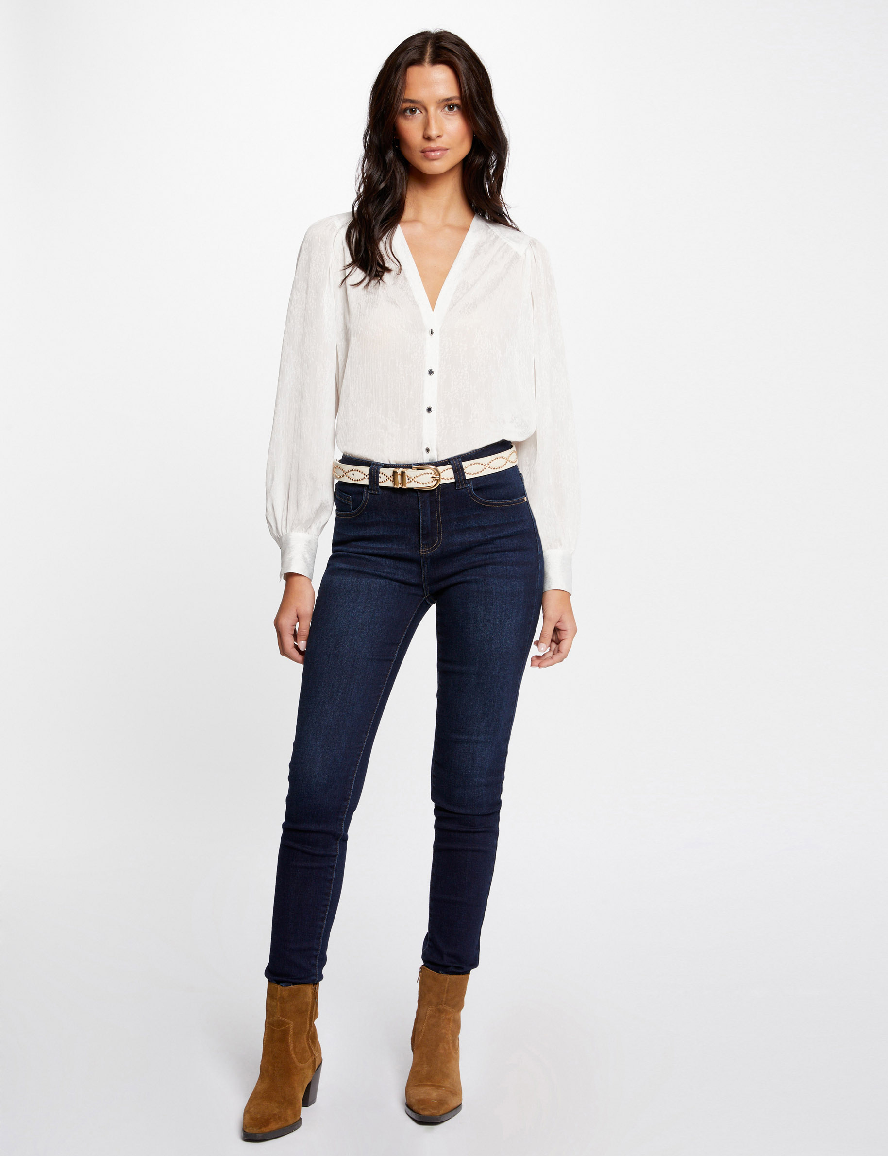 Chemise manches longues col en V ecru femme