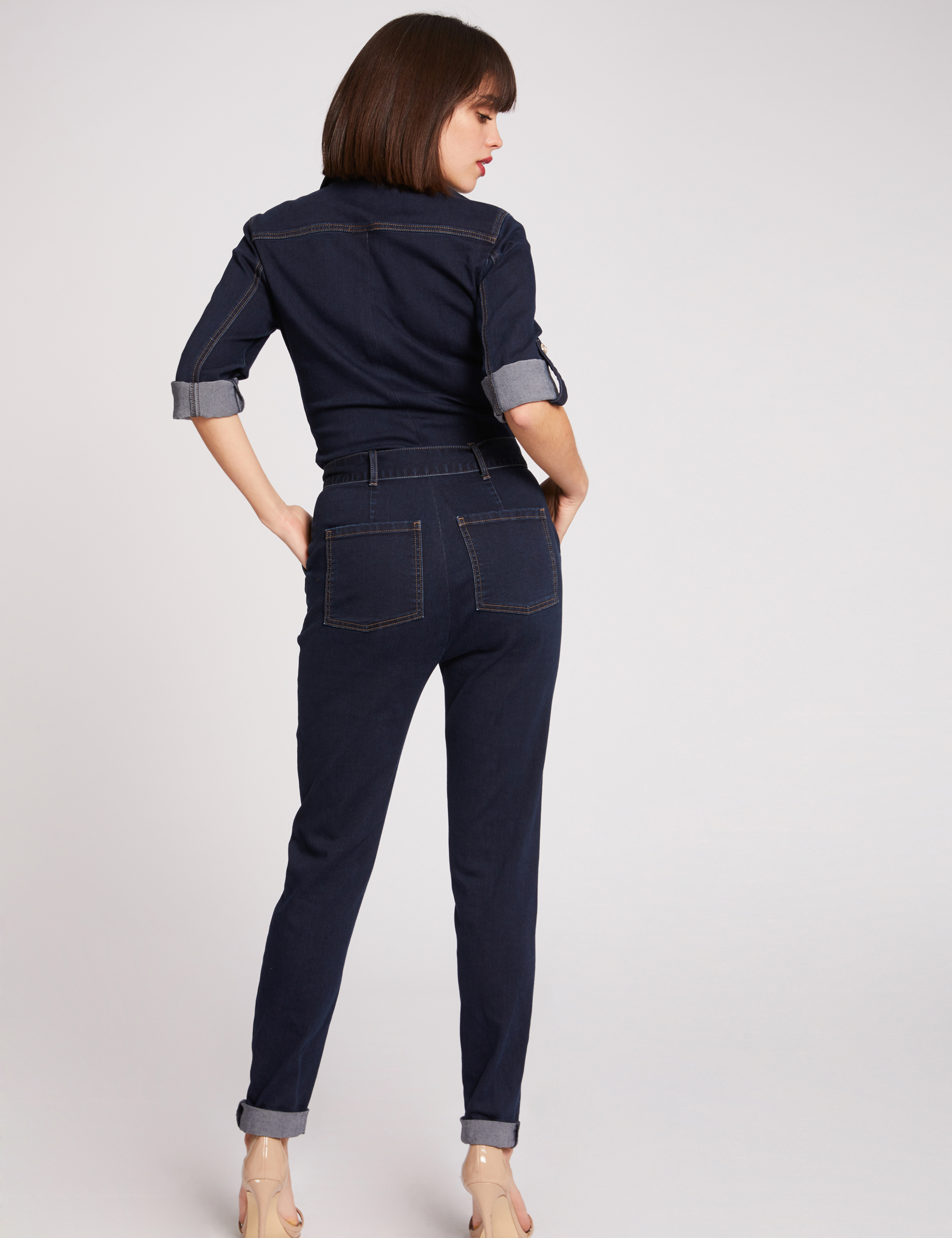 Combinaison droite ceintur&eacute;e en jean jean brut femme