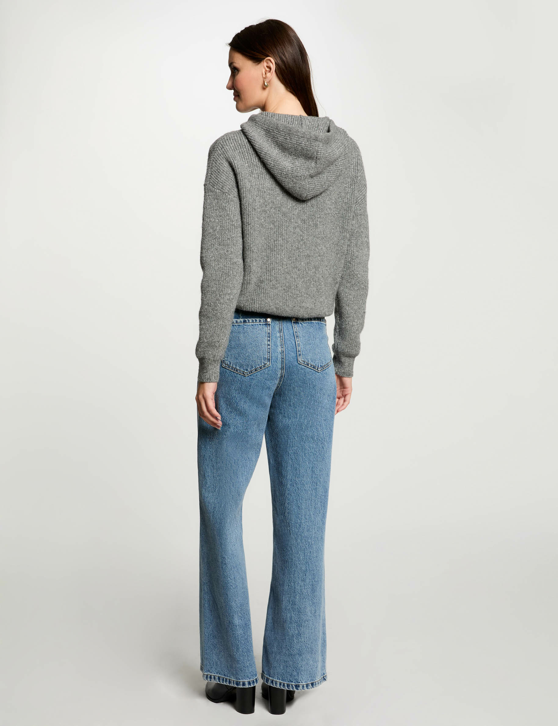 pull a capuche gris moyen femme Pull à capuche gris moyen femme