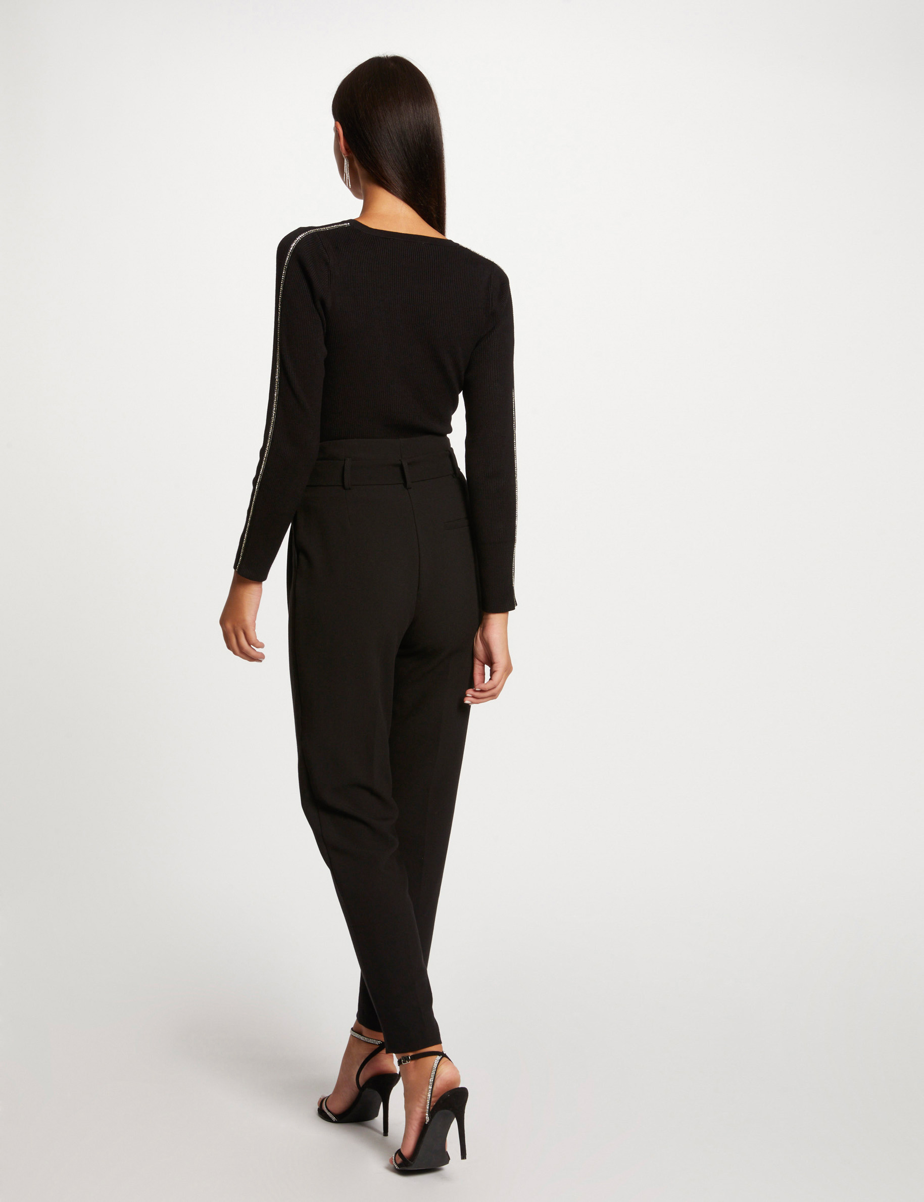 Pull manches longues bandes bijoux noir femme
