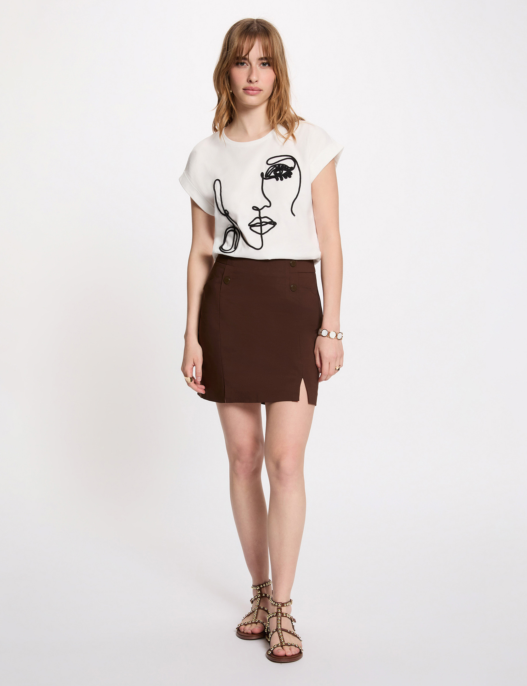 T-shirt broderie visage blanc femme