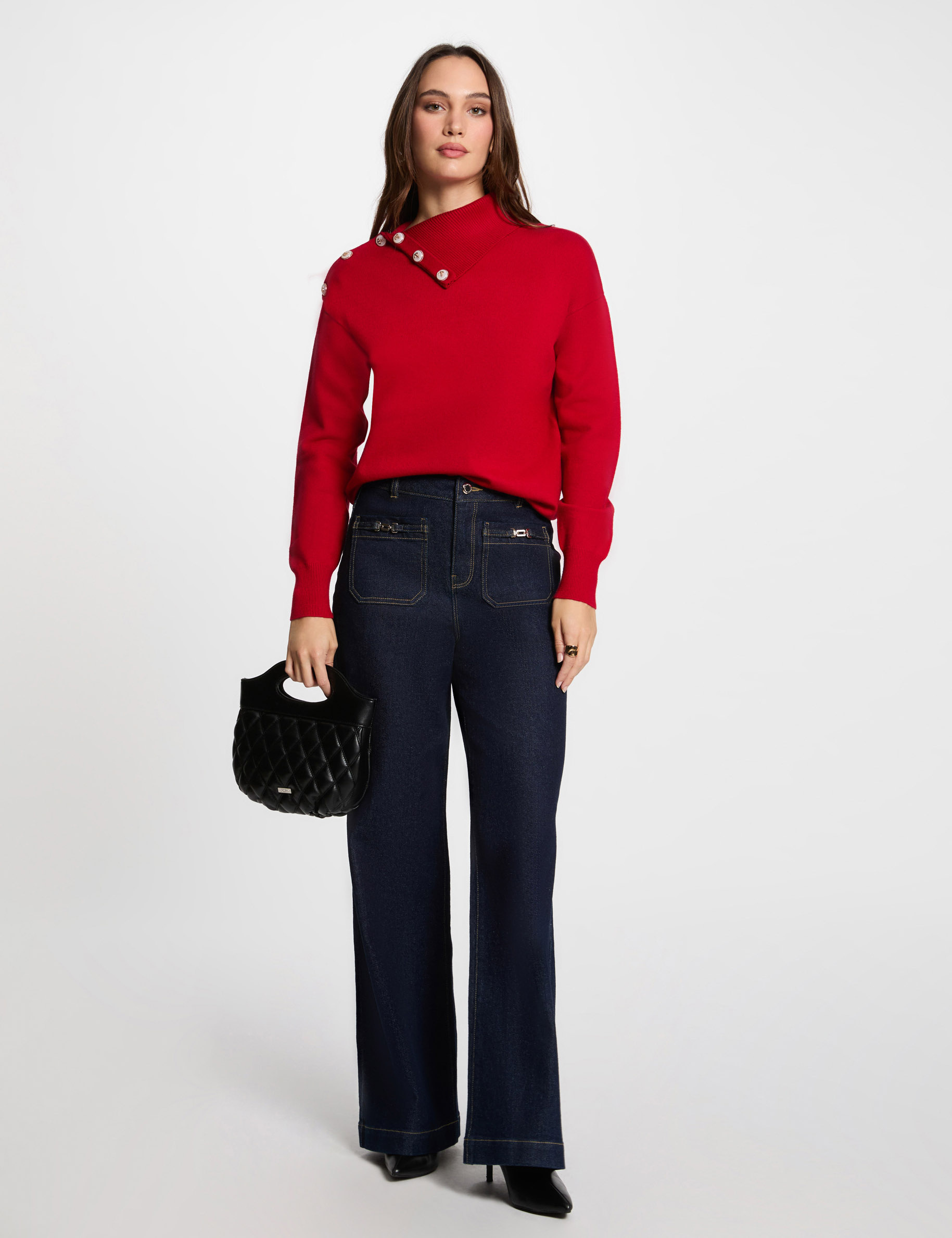 pull col a revers et boutons rouge femme Pull col à revers et boutons rouge femme