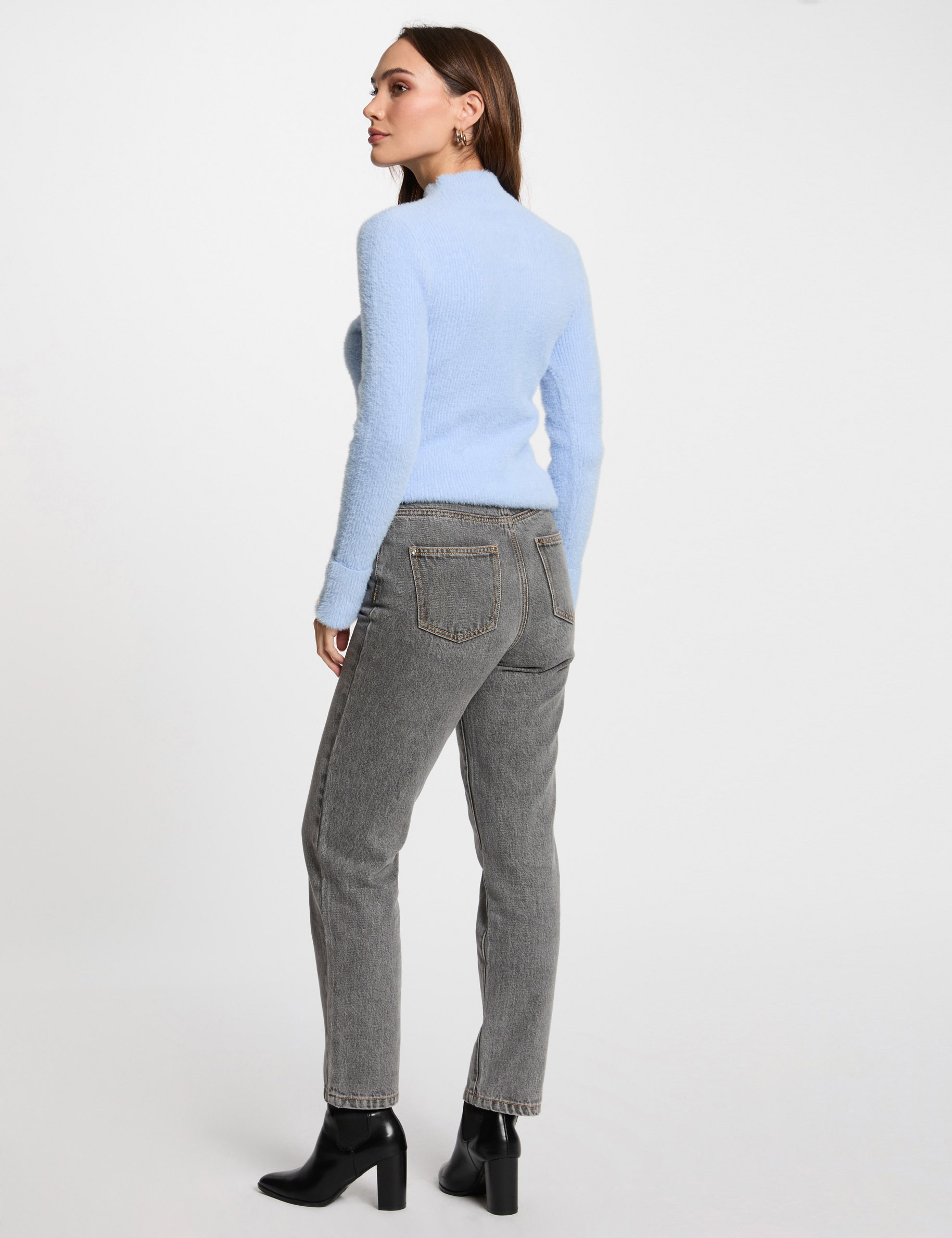 pull manches longues maille duveteuse bleu ciel femme Pull manches longues maille duveteuse bleu ciel femme