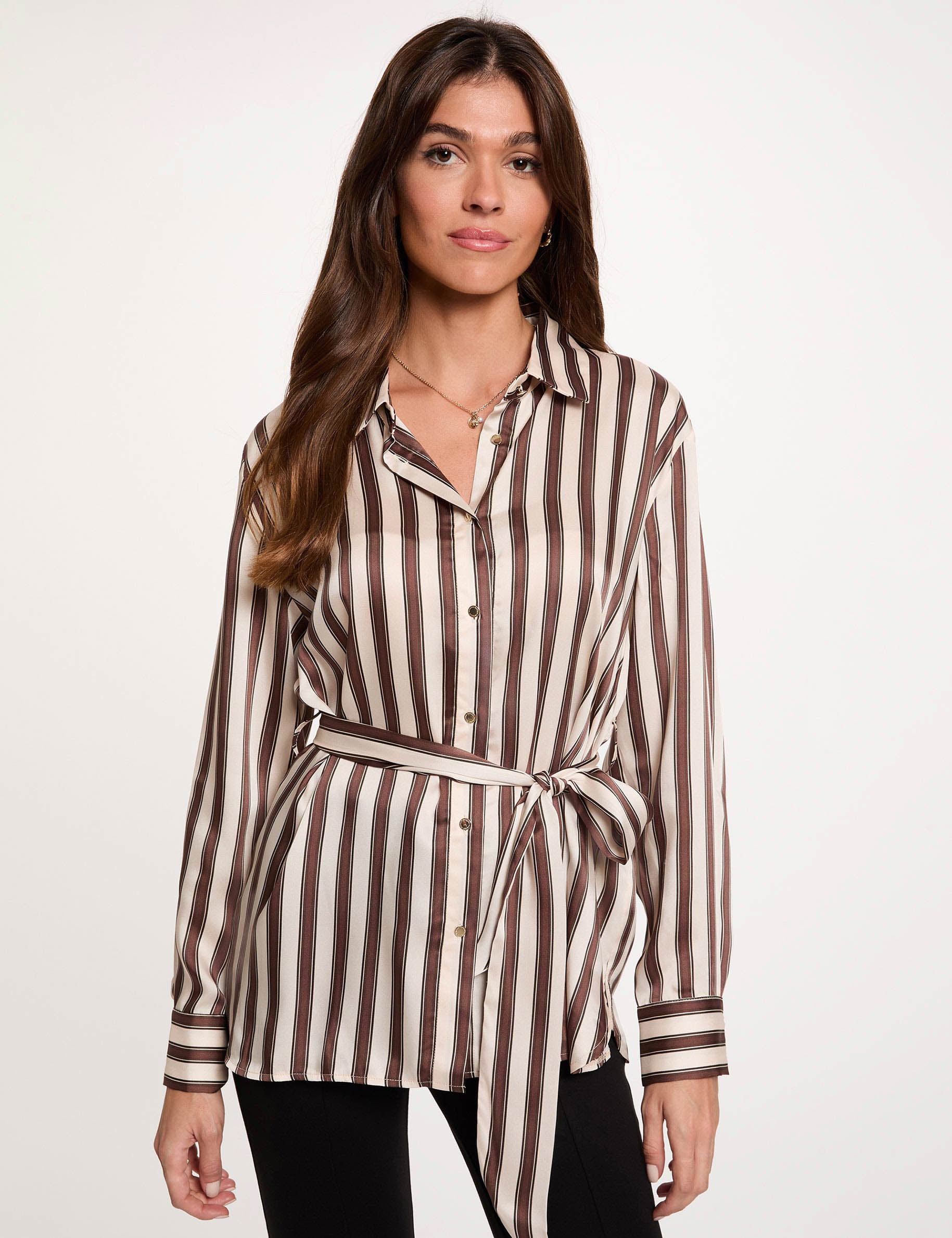 Chemise ray&eacute;e ceintur&eacute;e multicolore femme