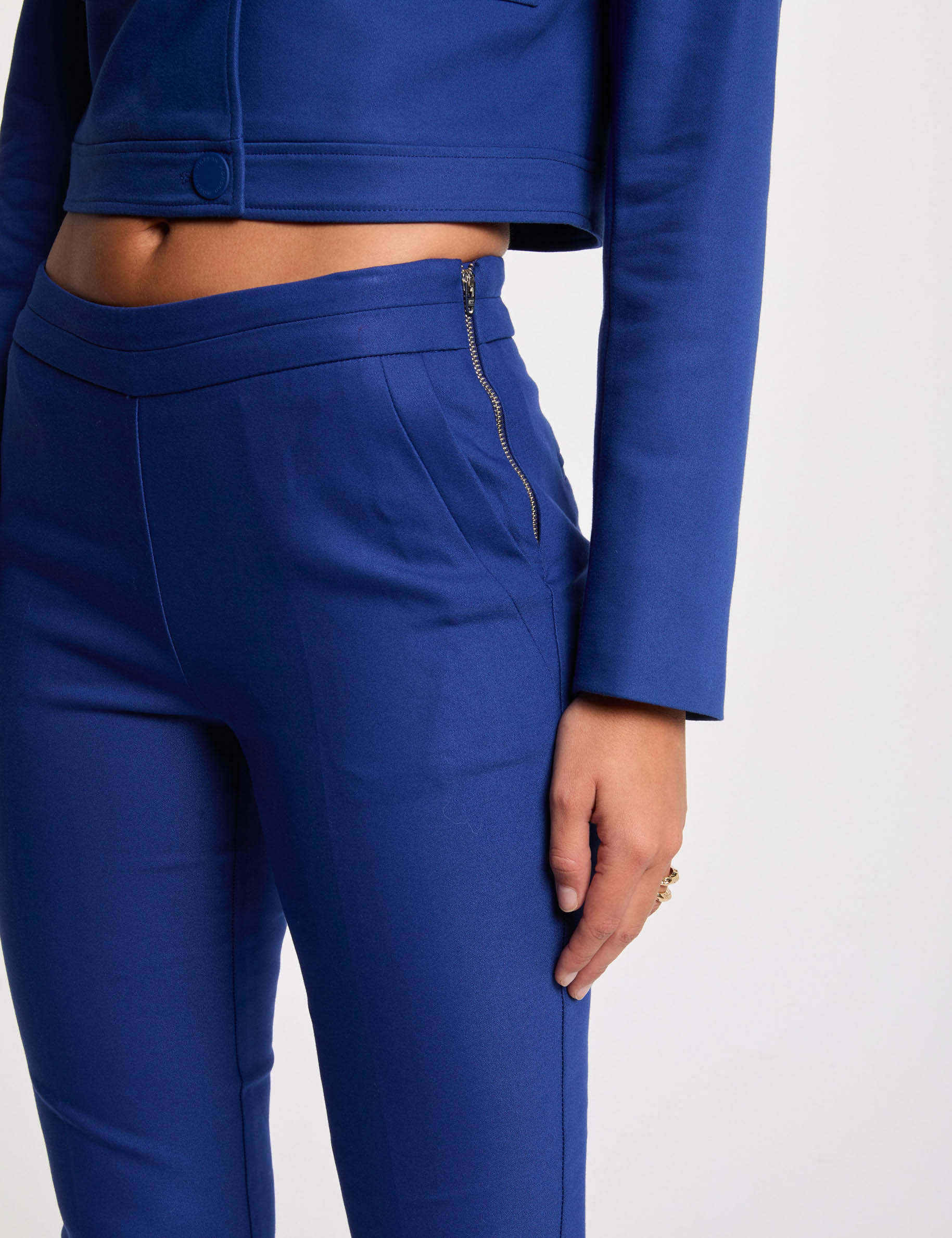 Pantalon cigarette 7/8&egrave;me bleu electrique femme