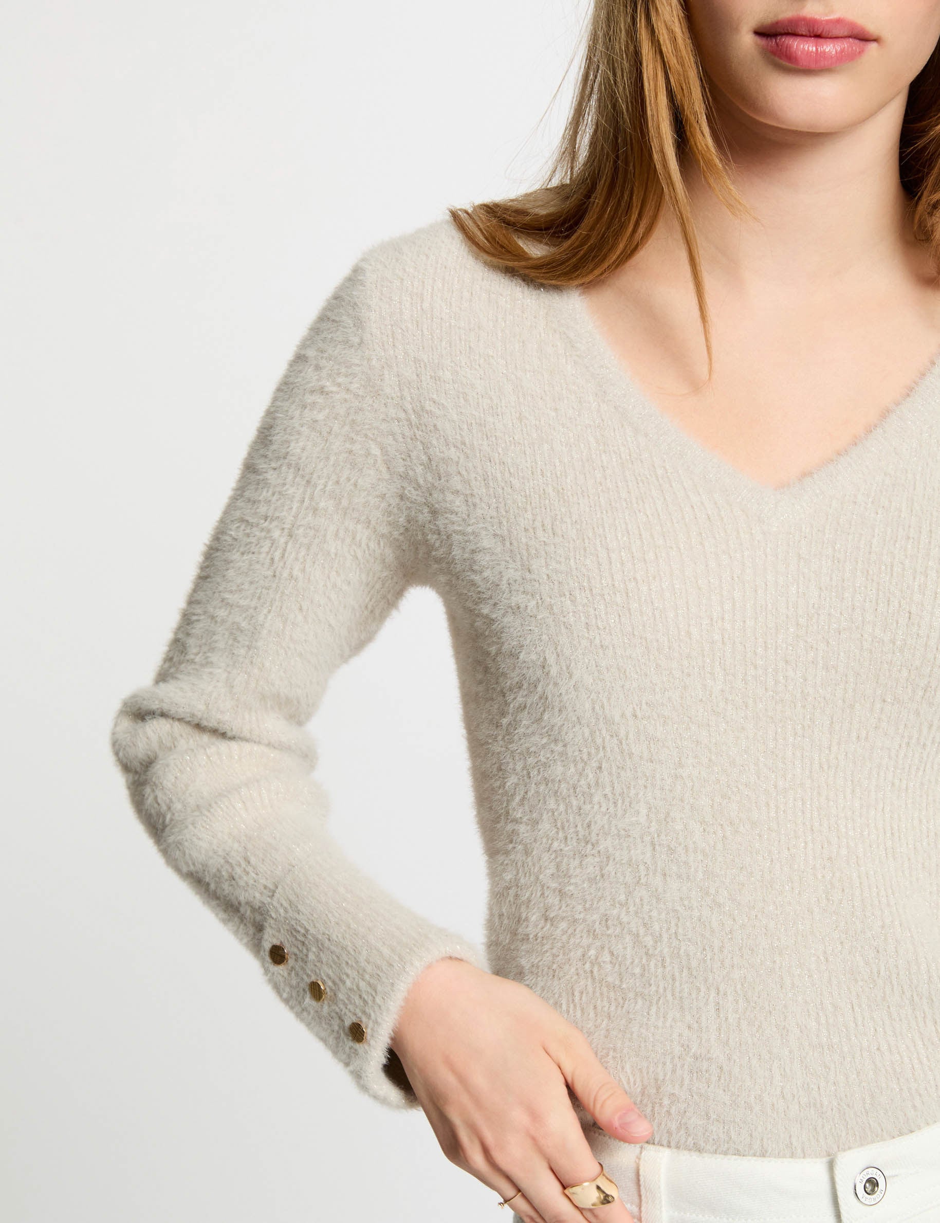 Pull manches longues avec col en V sable femme