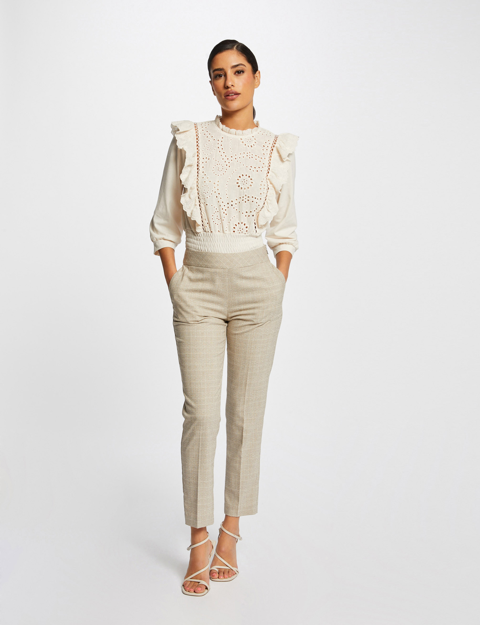 T-shirt manches 3/4 avec broderie ivoire femme T-shirt manches 3/4 avec broderie ivoire femme