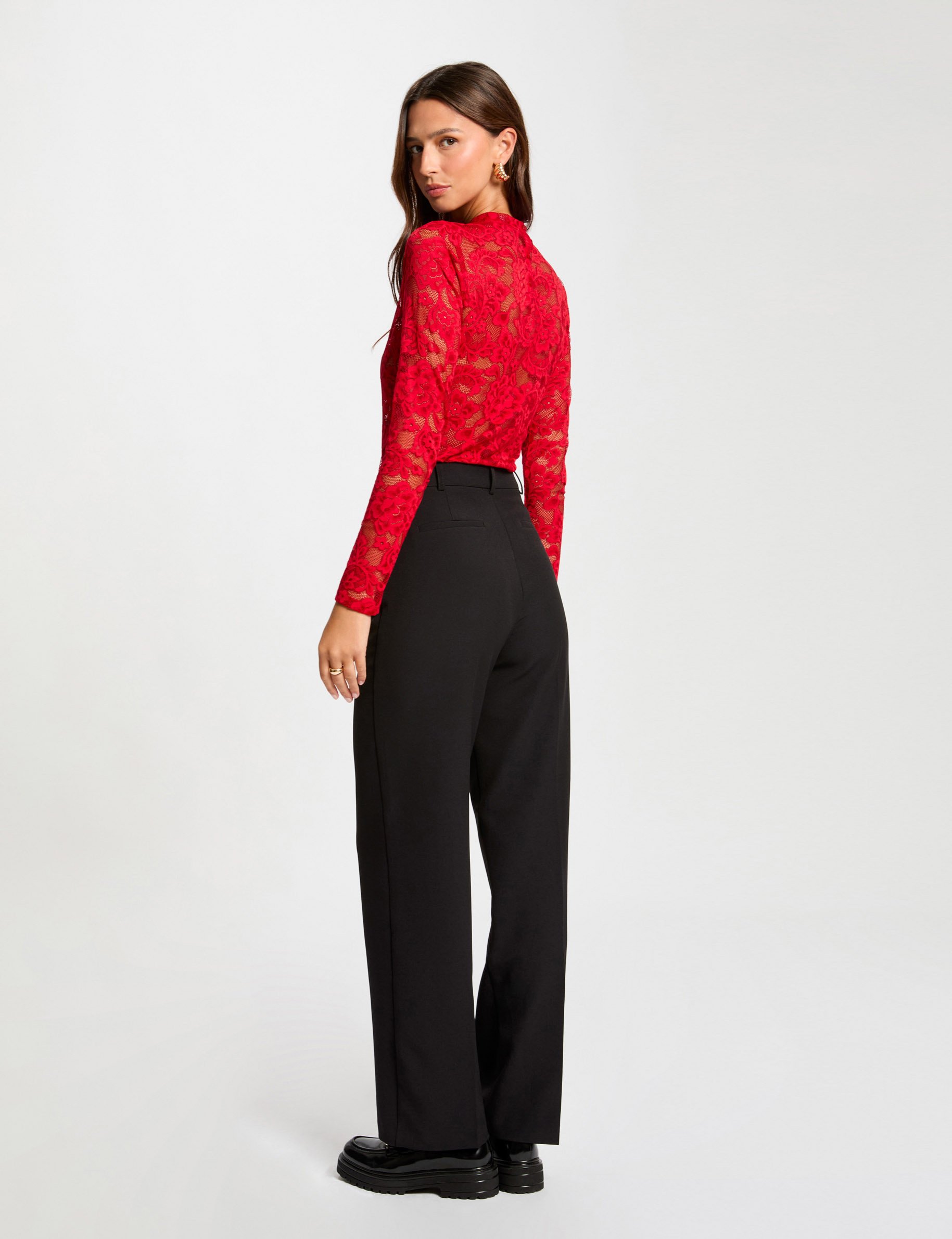 pantalon droit a pinces noir femme Pantalon droit à pinces noir femme