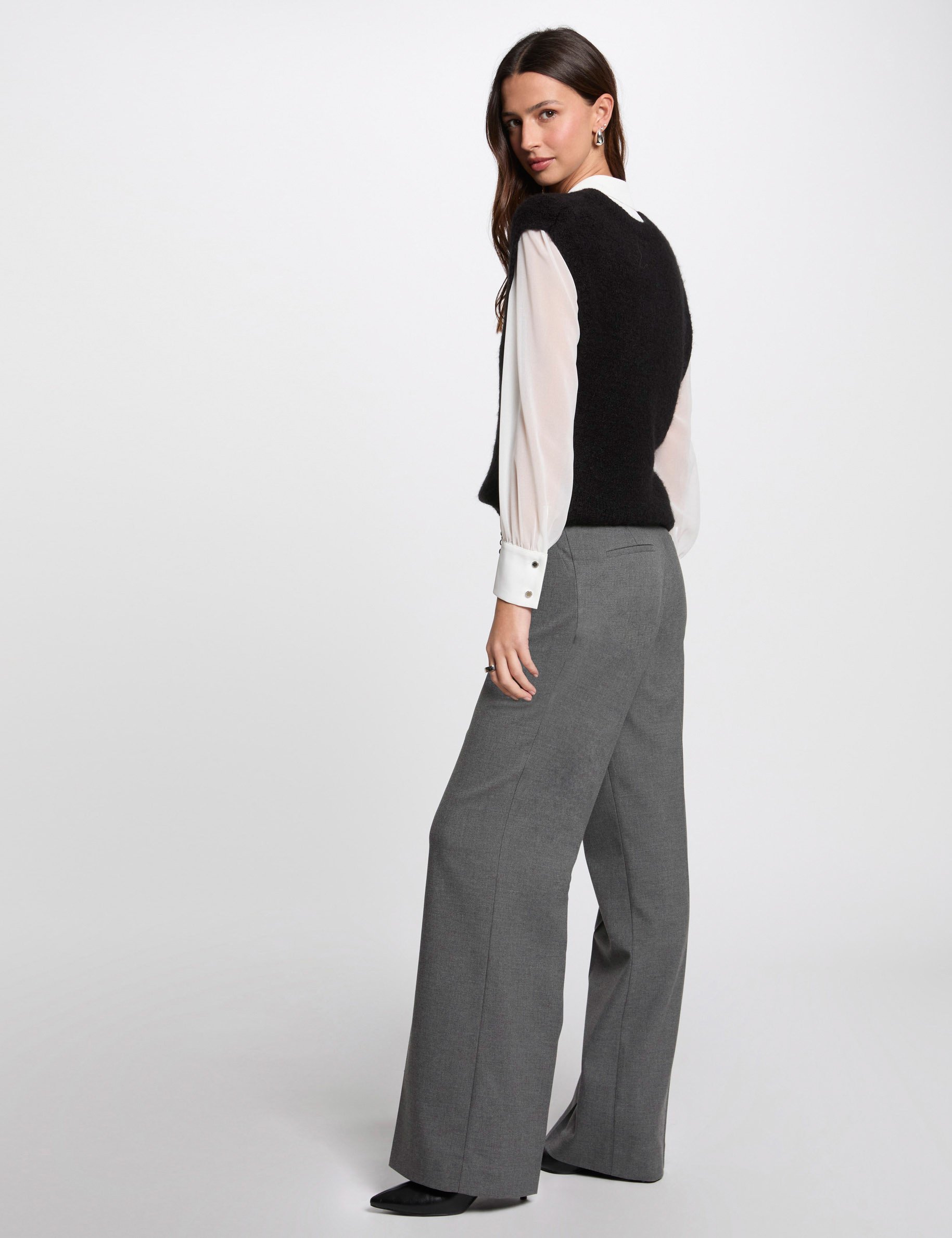 pull sans manches noir femme Pull sans manches noir femme