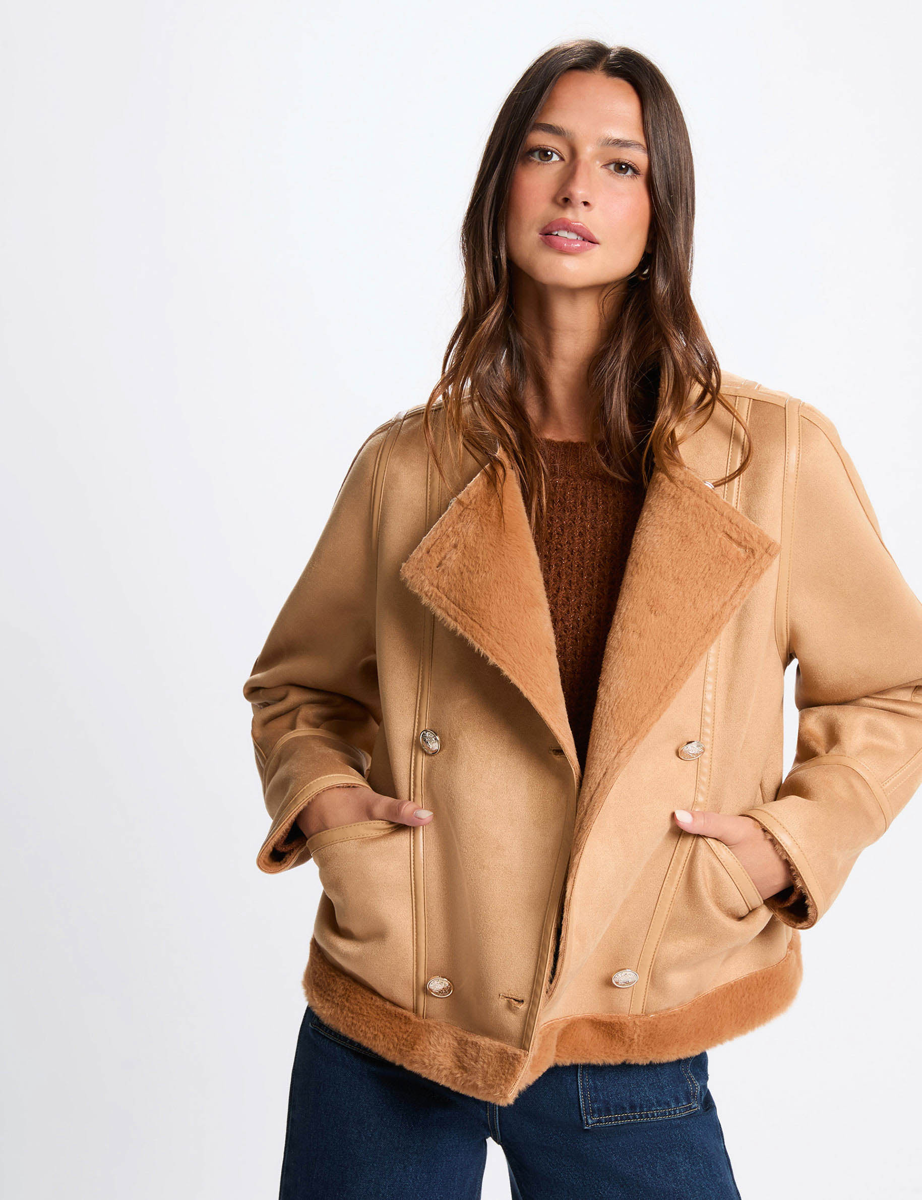 Veste courte peau lain&eacute;e marron cognac femme