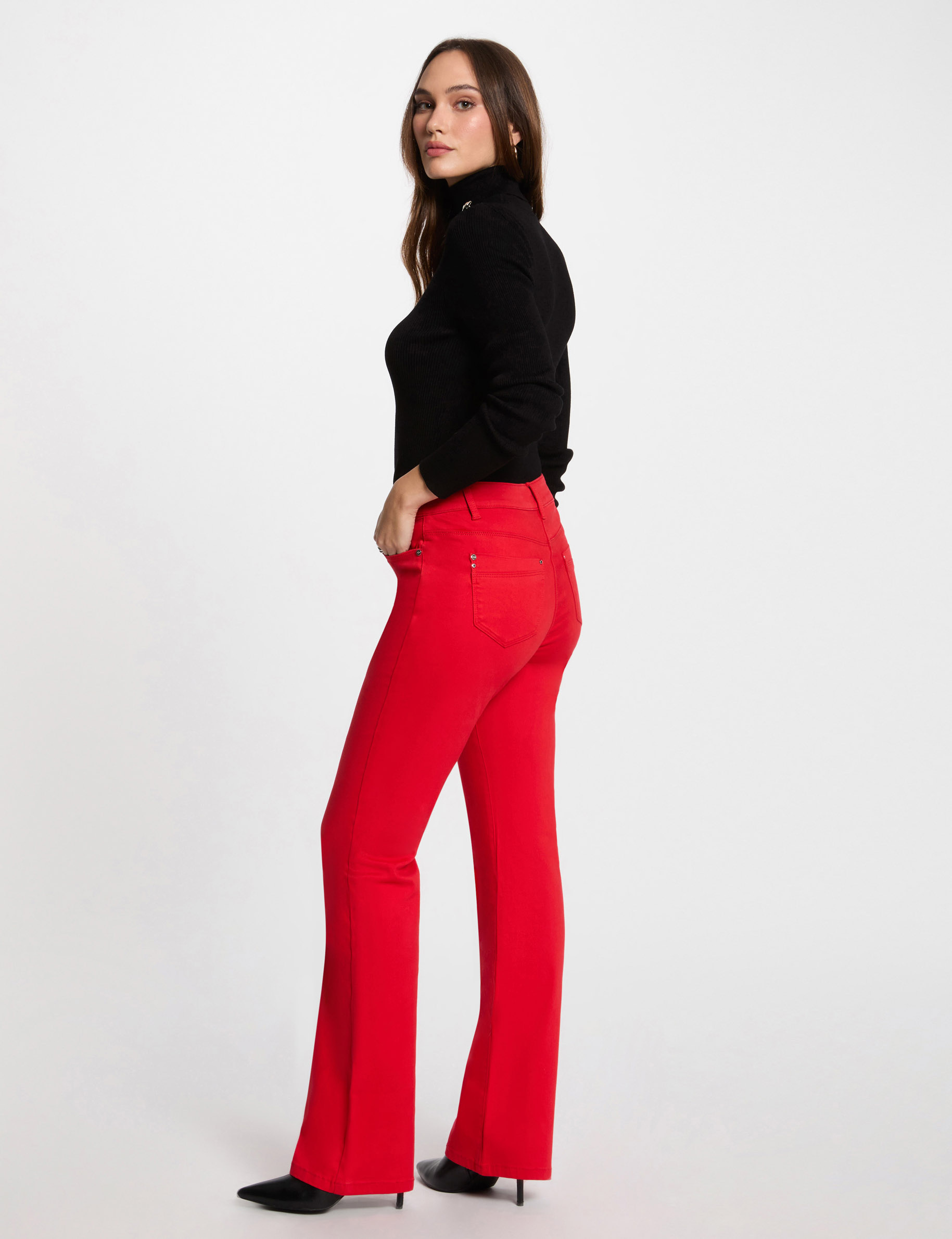 pantalon bootcut boutonne rouge femme Pantalon bootcut boutonné rouge femme
