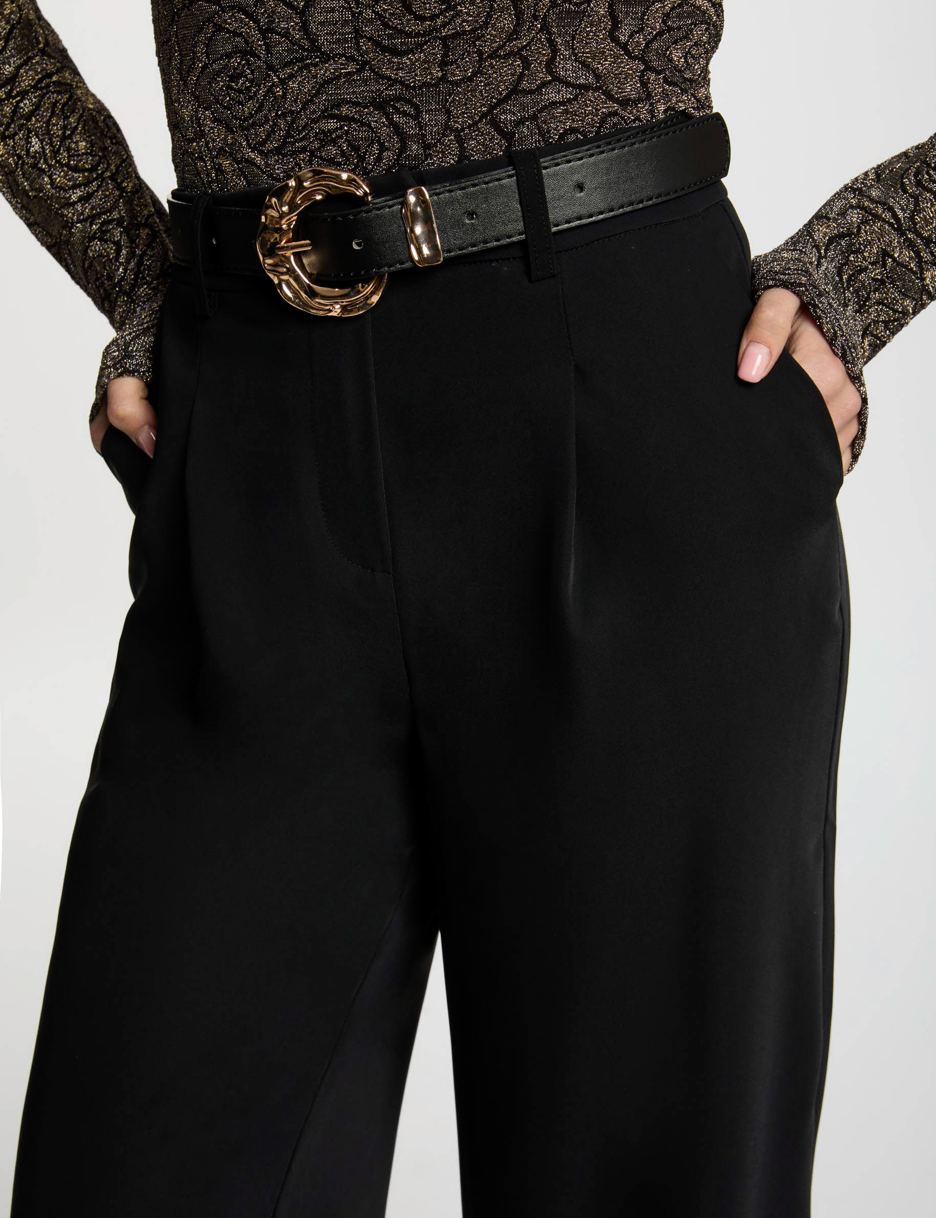 pantalon flare fluide noir femme Pantalon flare fluide noir femme