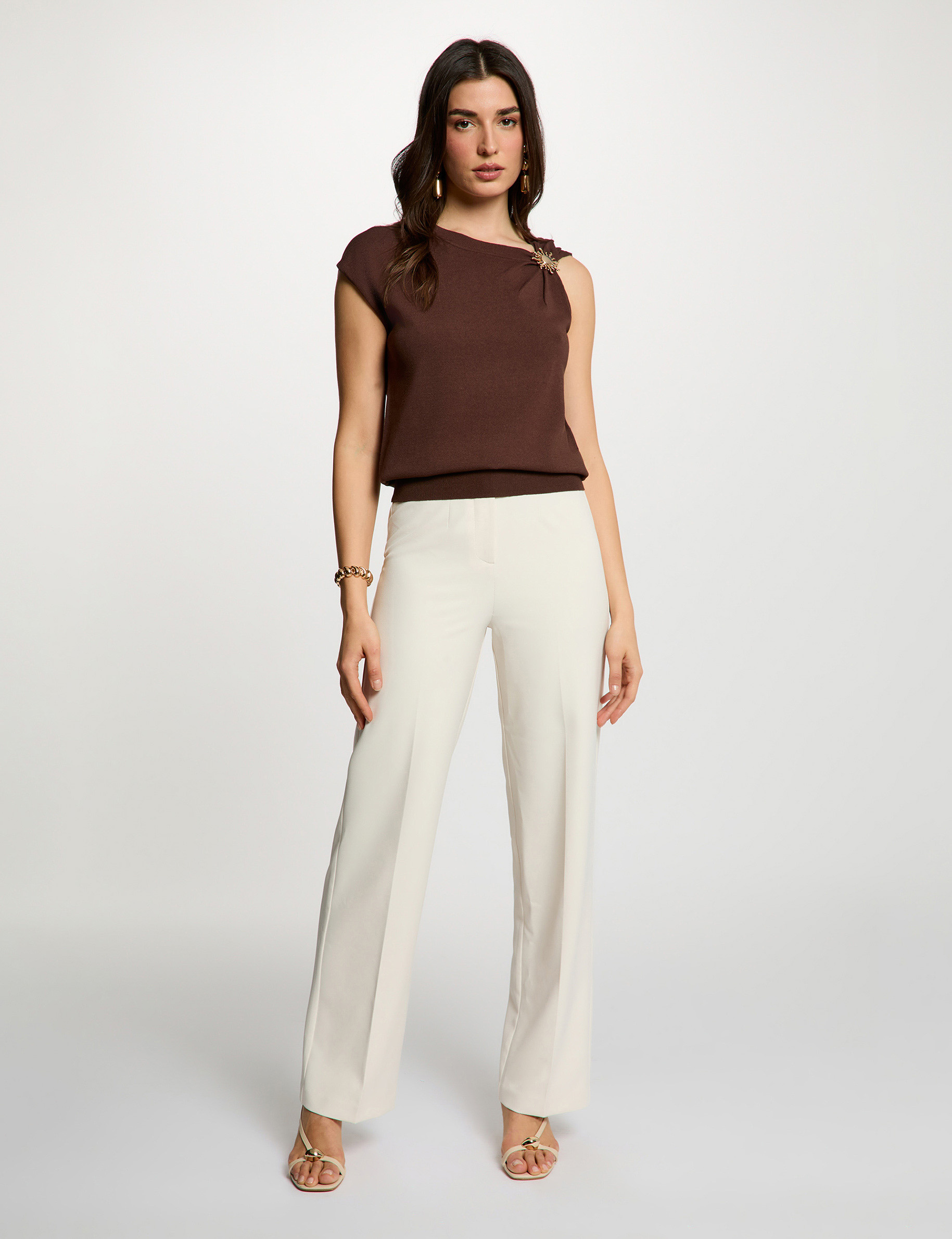 Top asym&eacute;trique sans manches marron fonc&eacute; femme