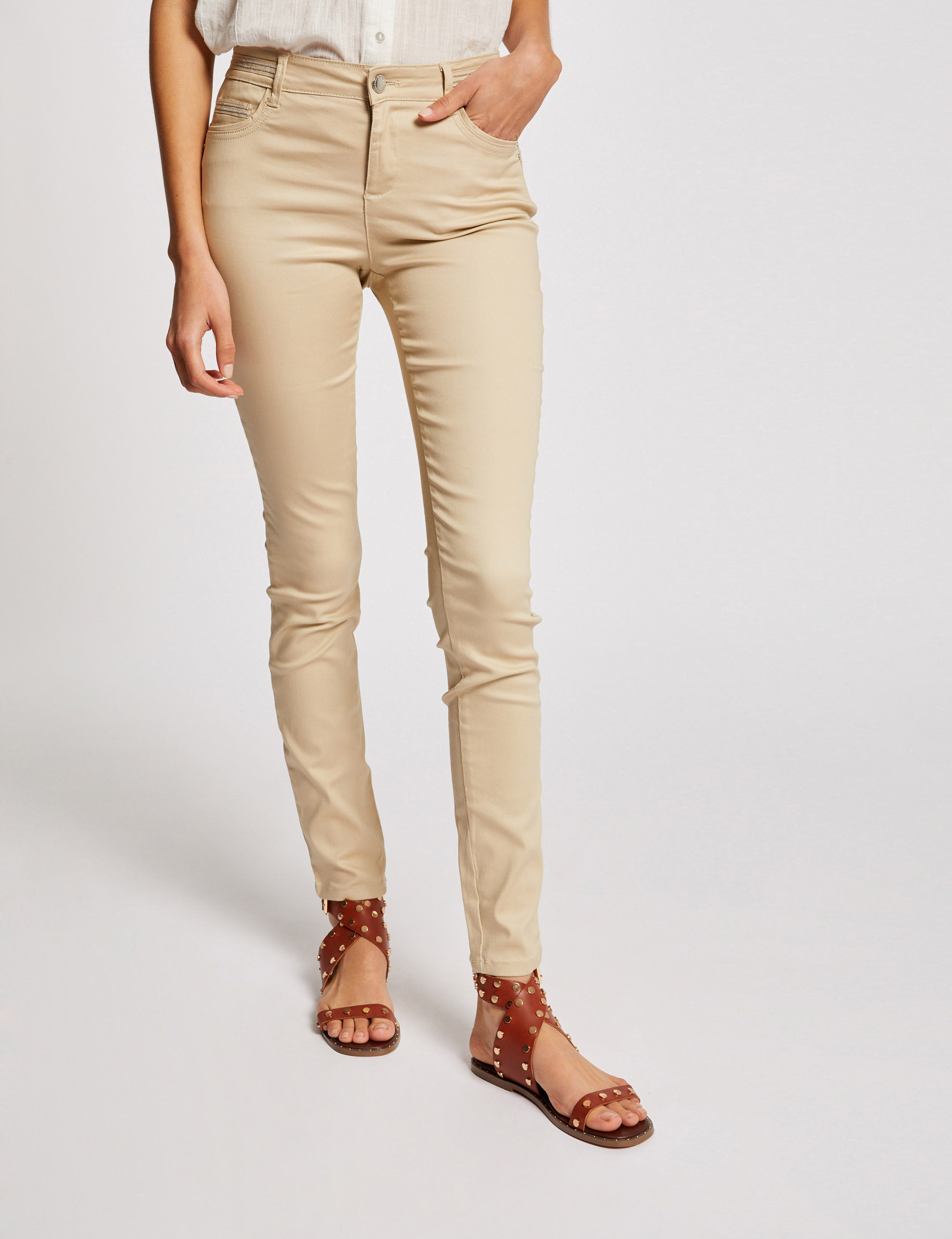Pantalon slim enduit sable femme
