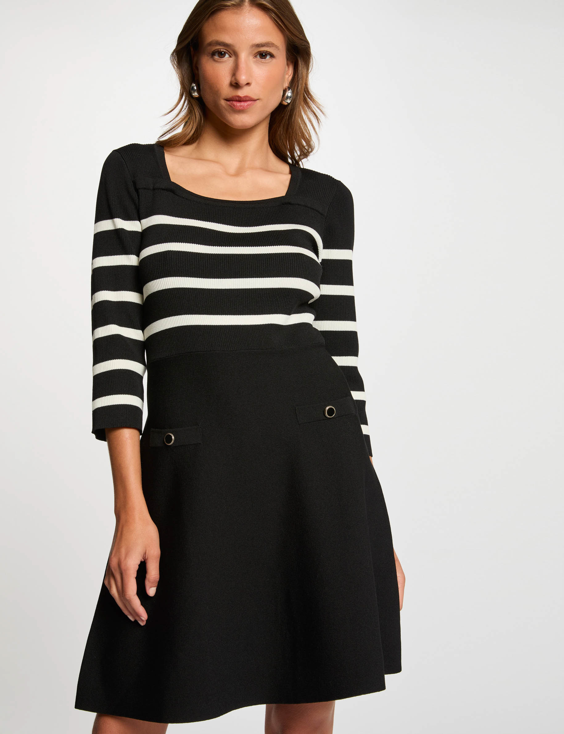 Robe tricot trap&egrave;ze &agrave; rayures noir femme