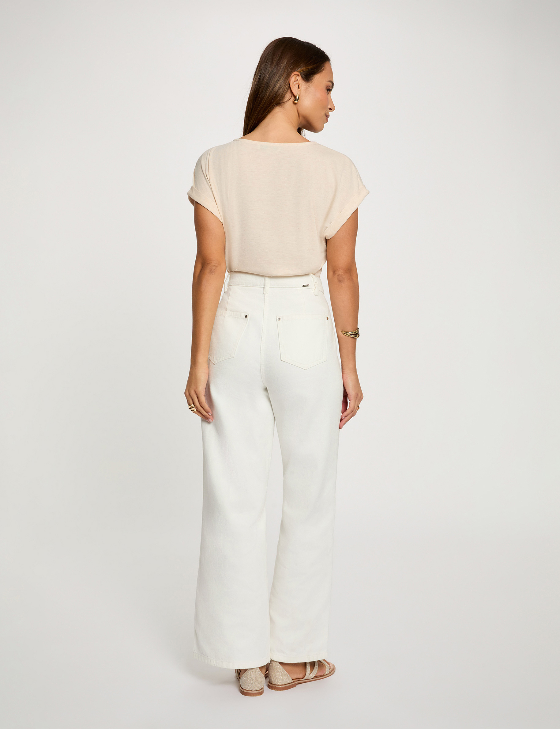 T-shirt col v manches courtes beige femme