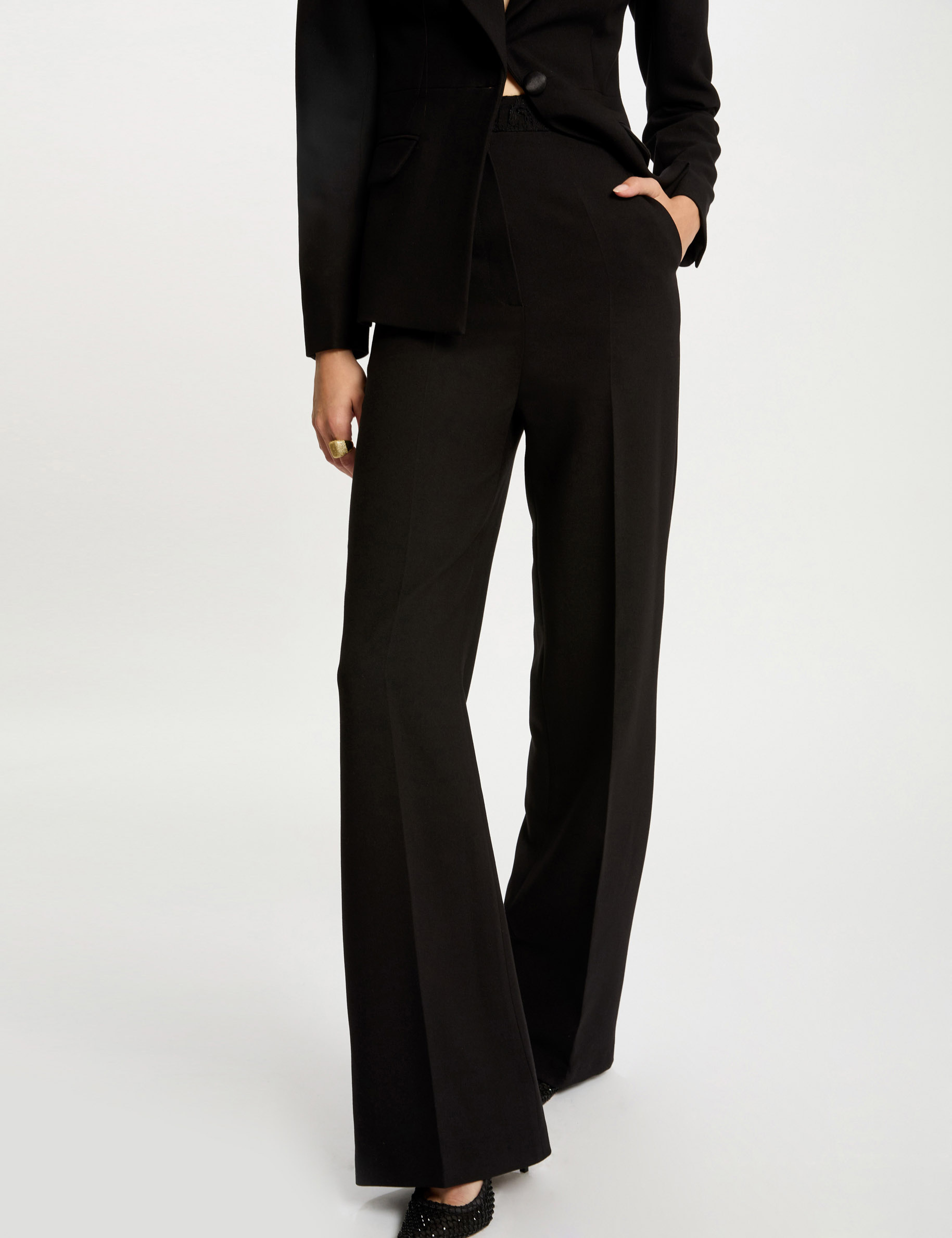 pantalon flare a pinces noir femme Pantalon flare à pinces noir femme