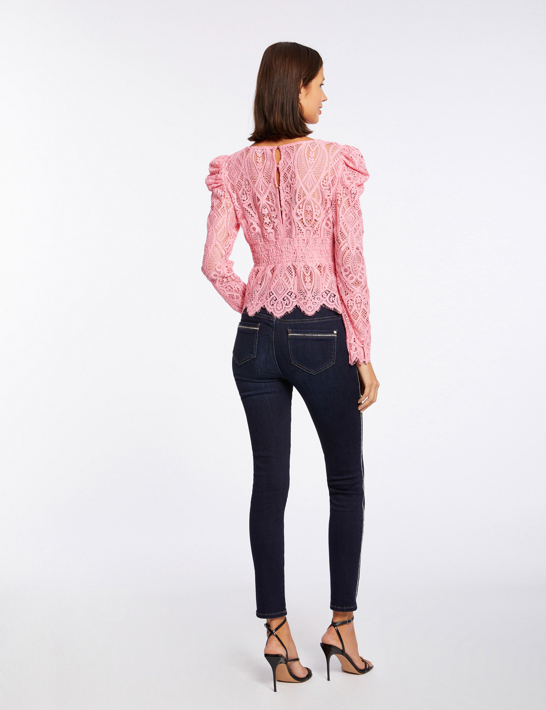 T-shirt manches longues à dentelle rose moyen femme T-shirt manches longues à dentelle rose moyen femme