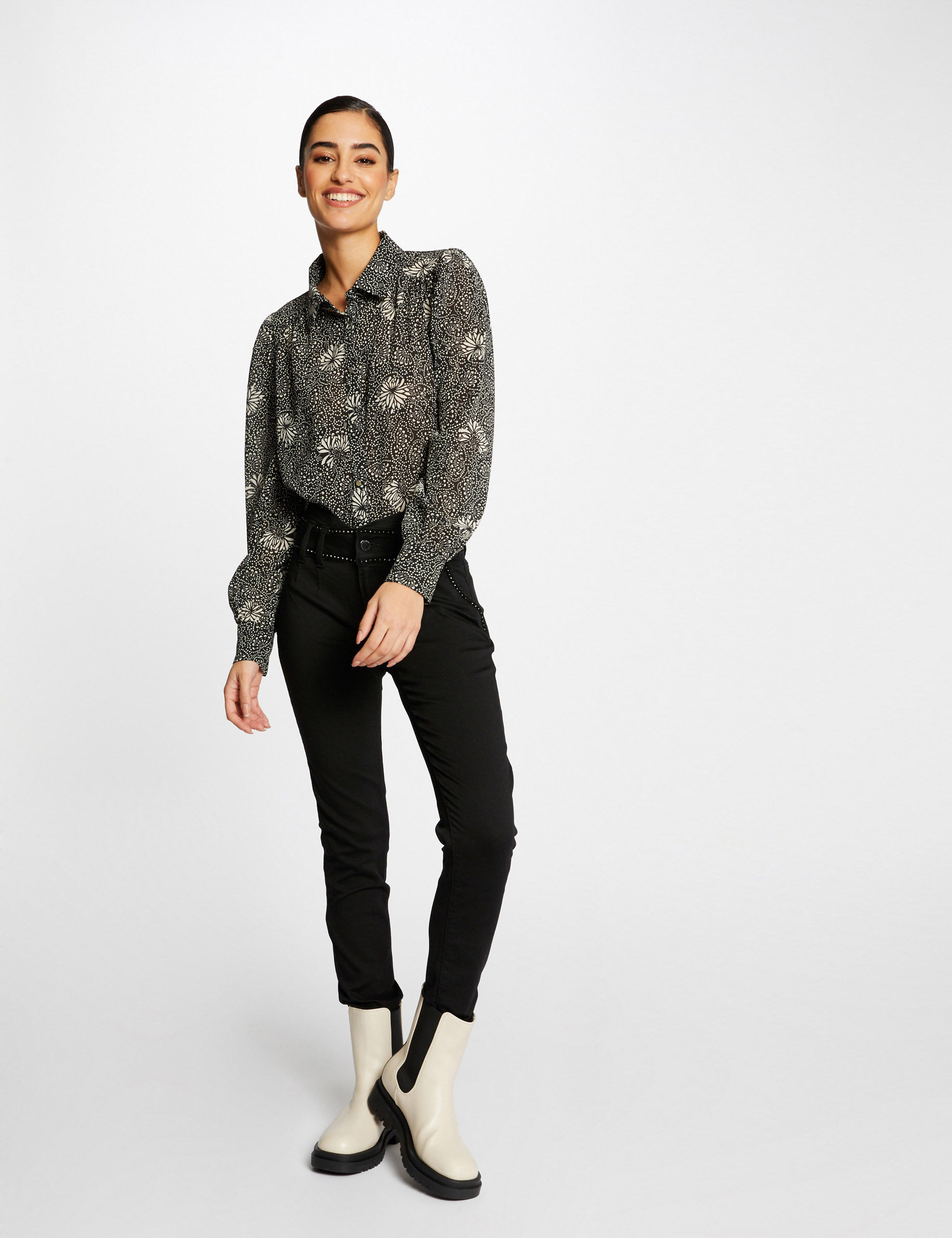 Jeans slim avec détails cloutés noir femme Jeans slim avec détails cloutés noir femme