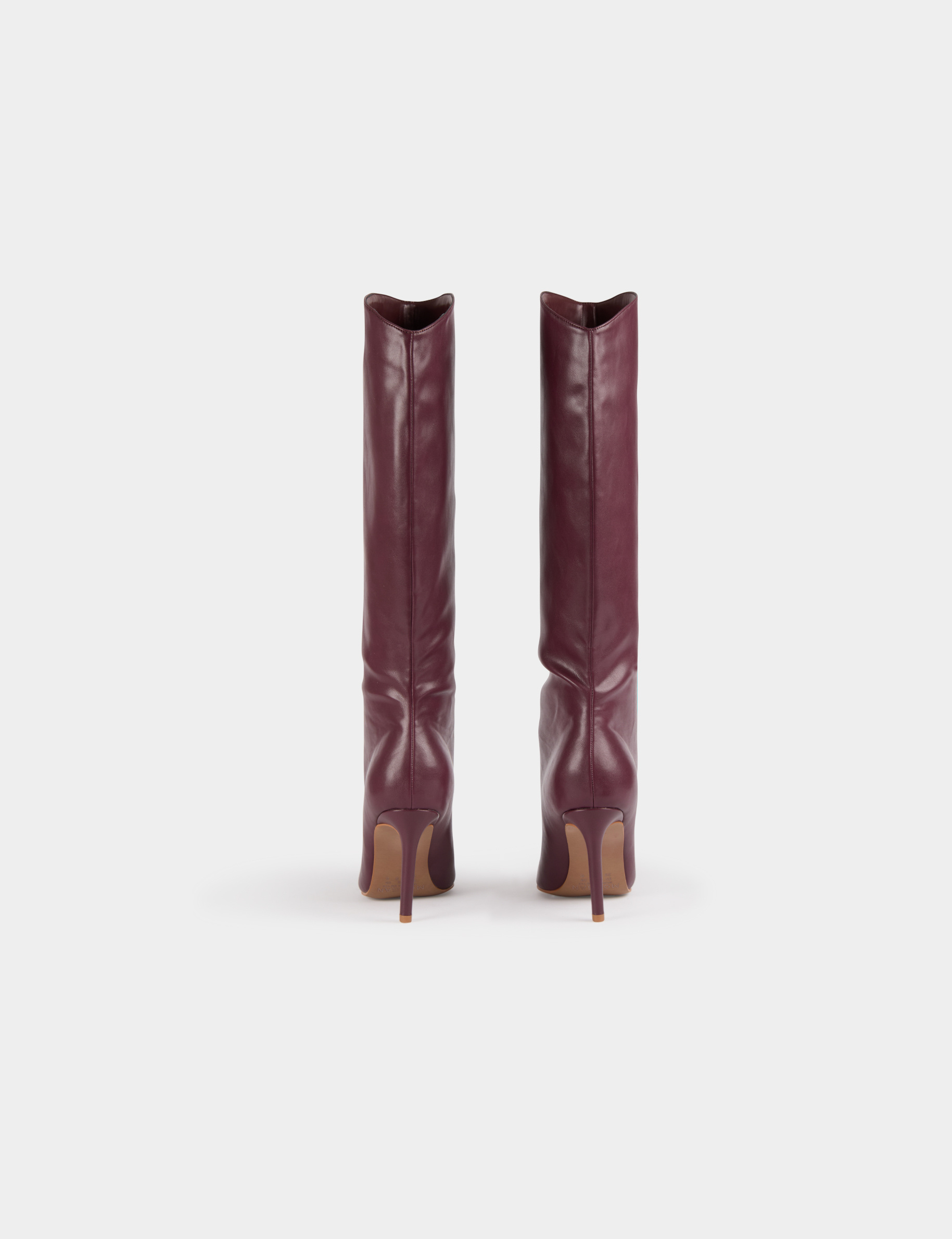 Bottes hautes à talons aiguilles en cuir prune femme