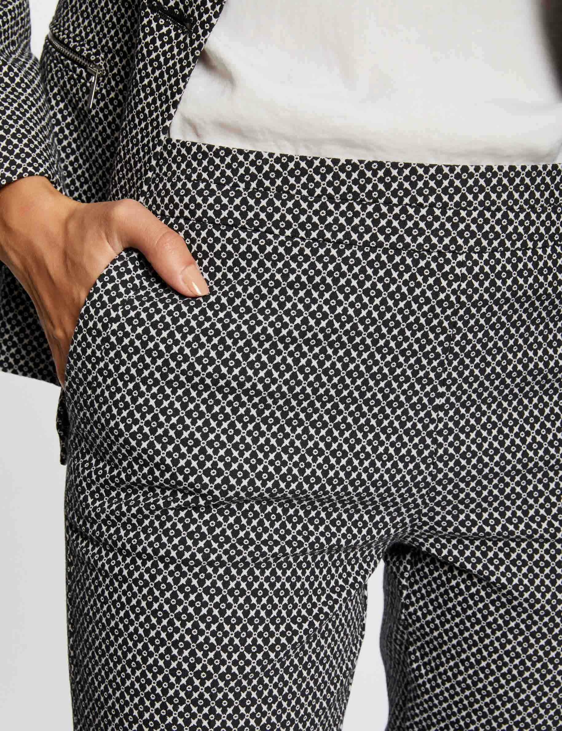 Pantalon city ajust&eacute; imprim&eacute; g&eacute;om&eacute;trique marine femme