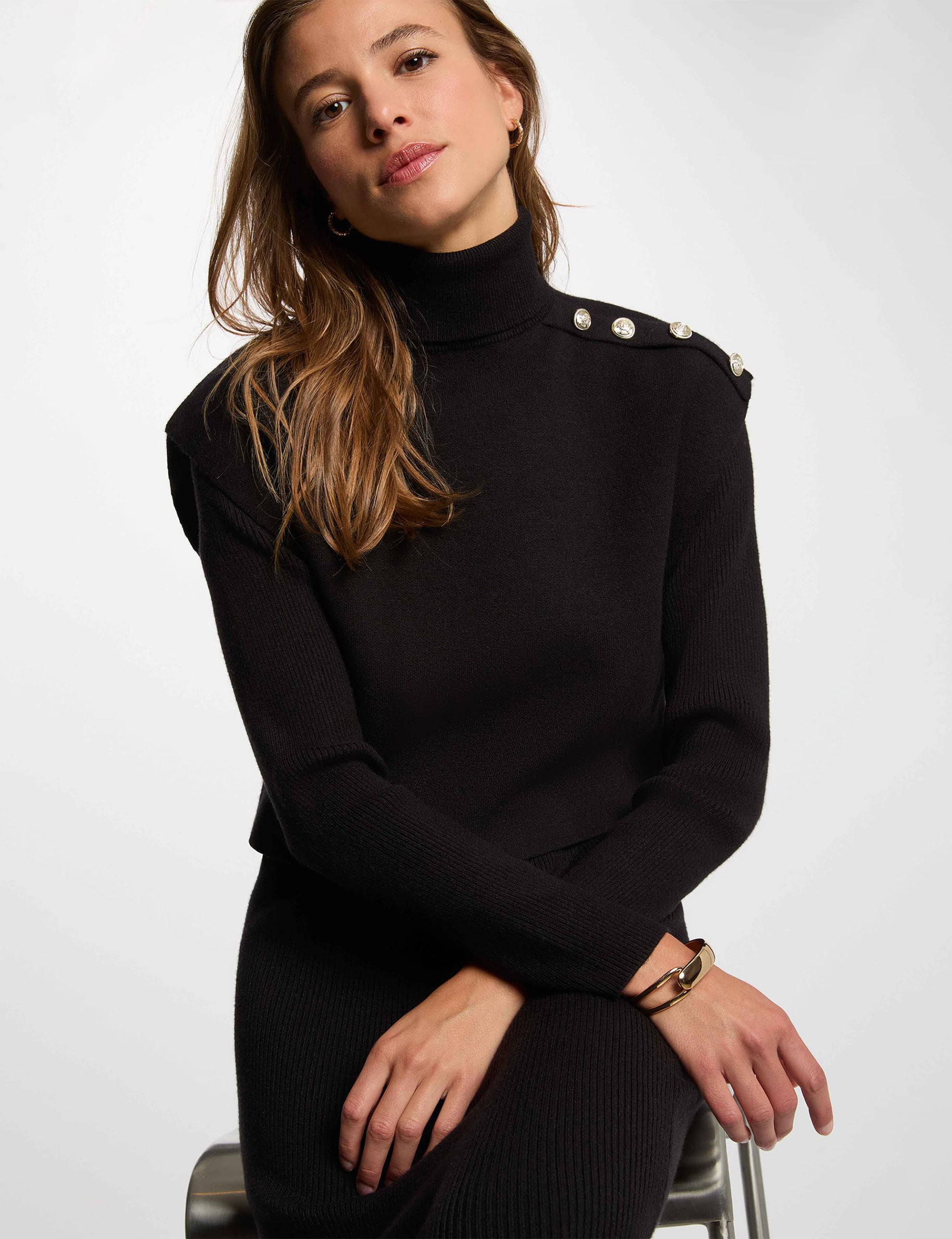 Robe tricot col roul&eacute; noir femme
