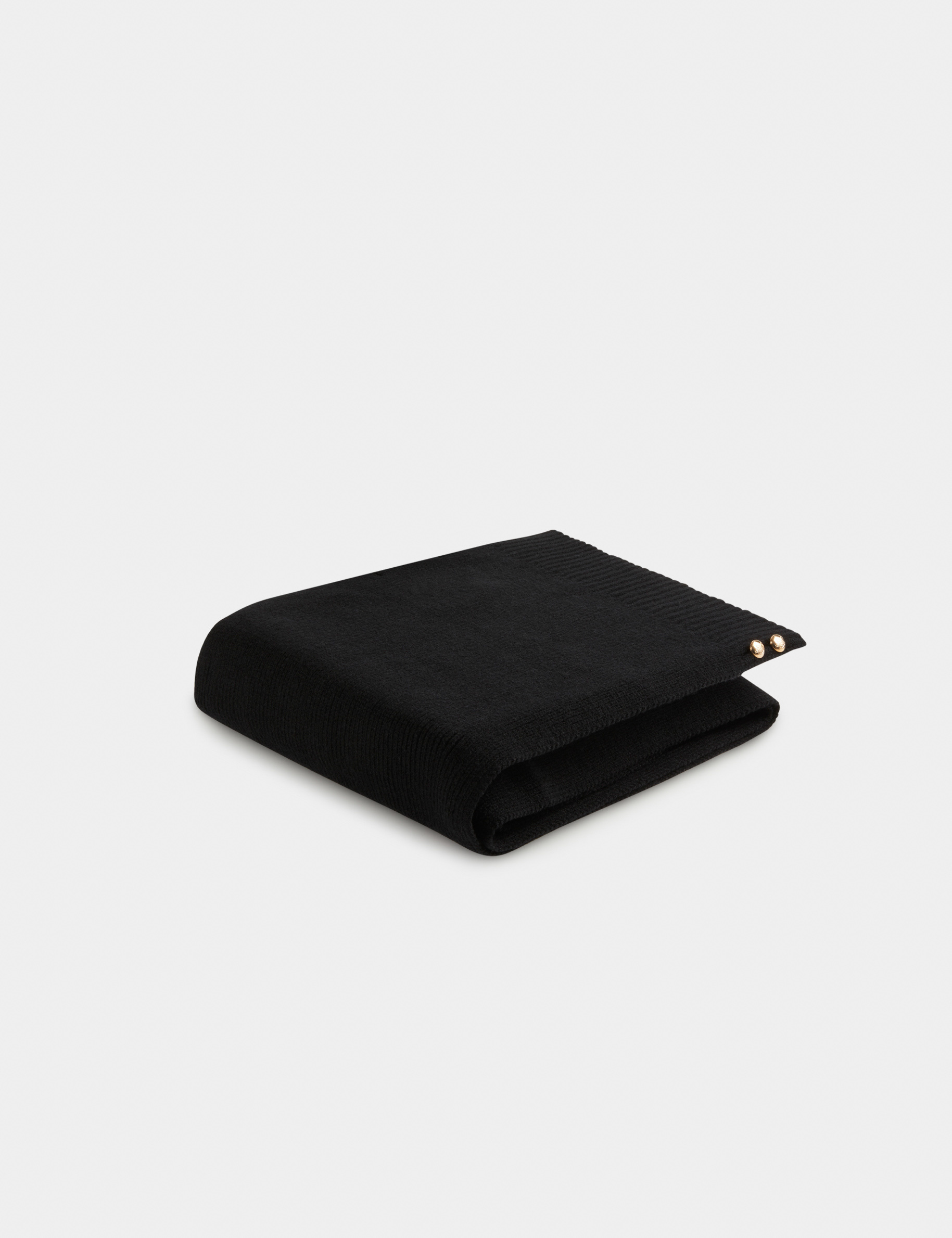 echarpe tricotee avec boutons noir femme Écharpe tricotée avec boutons noir femme